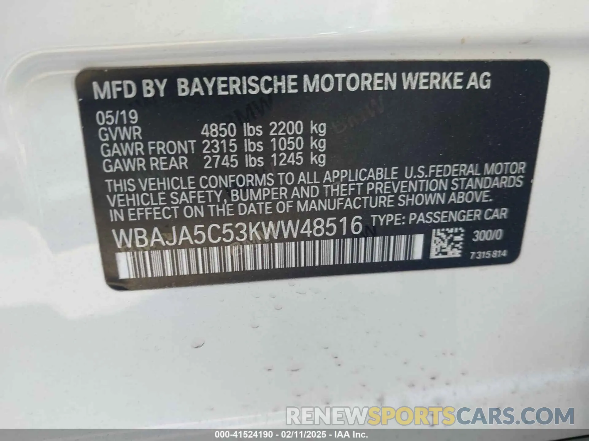 9 fotografías del automóvil dañado WBAJA5C53KWW48516 BMW 530I 2019