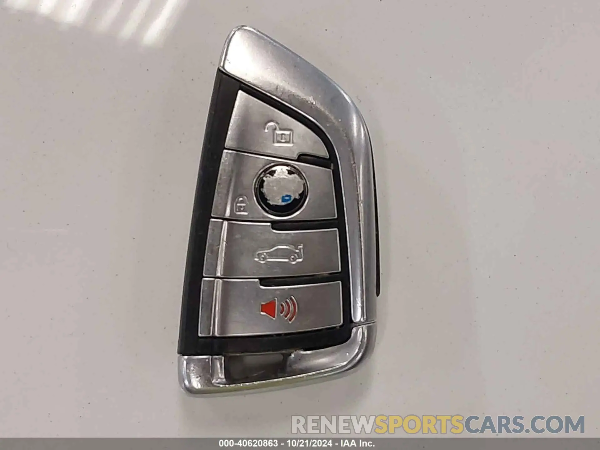11 fotografías del automóvil dañado WBAJA7C53KG912503 BMW 530I 2019