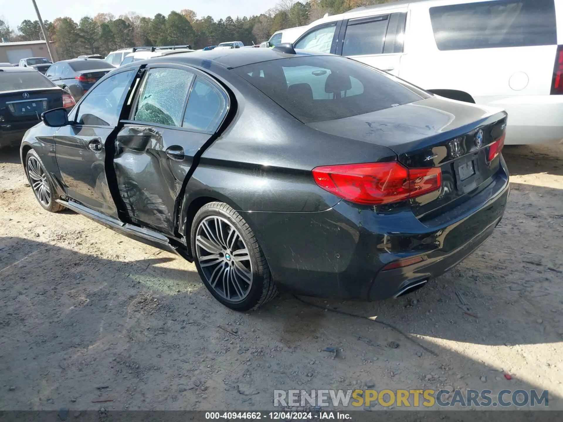 3 fotografías del automóvil dañado WBAJA7C54KG911232 BMW 530I 2019