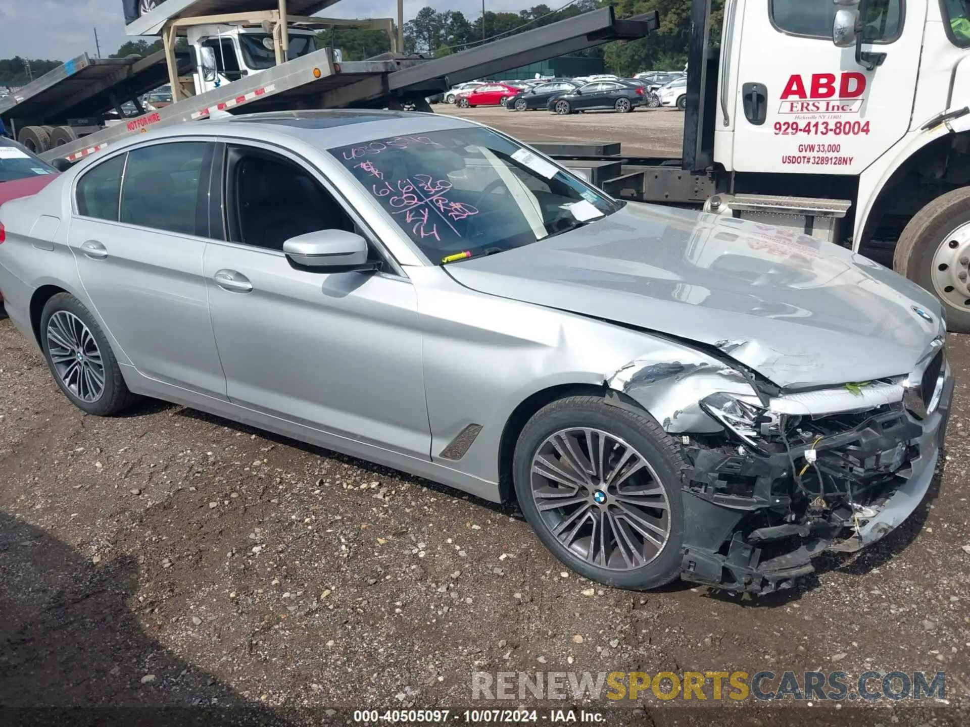 13 fotografías del automóvil dañado WBAJA7C55KWW02584 BMW 530I 2019