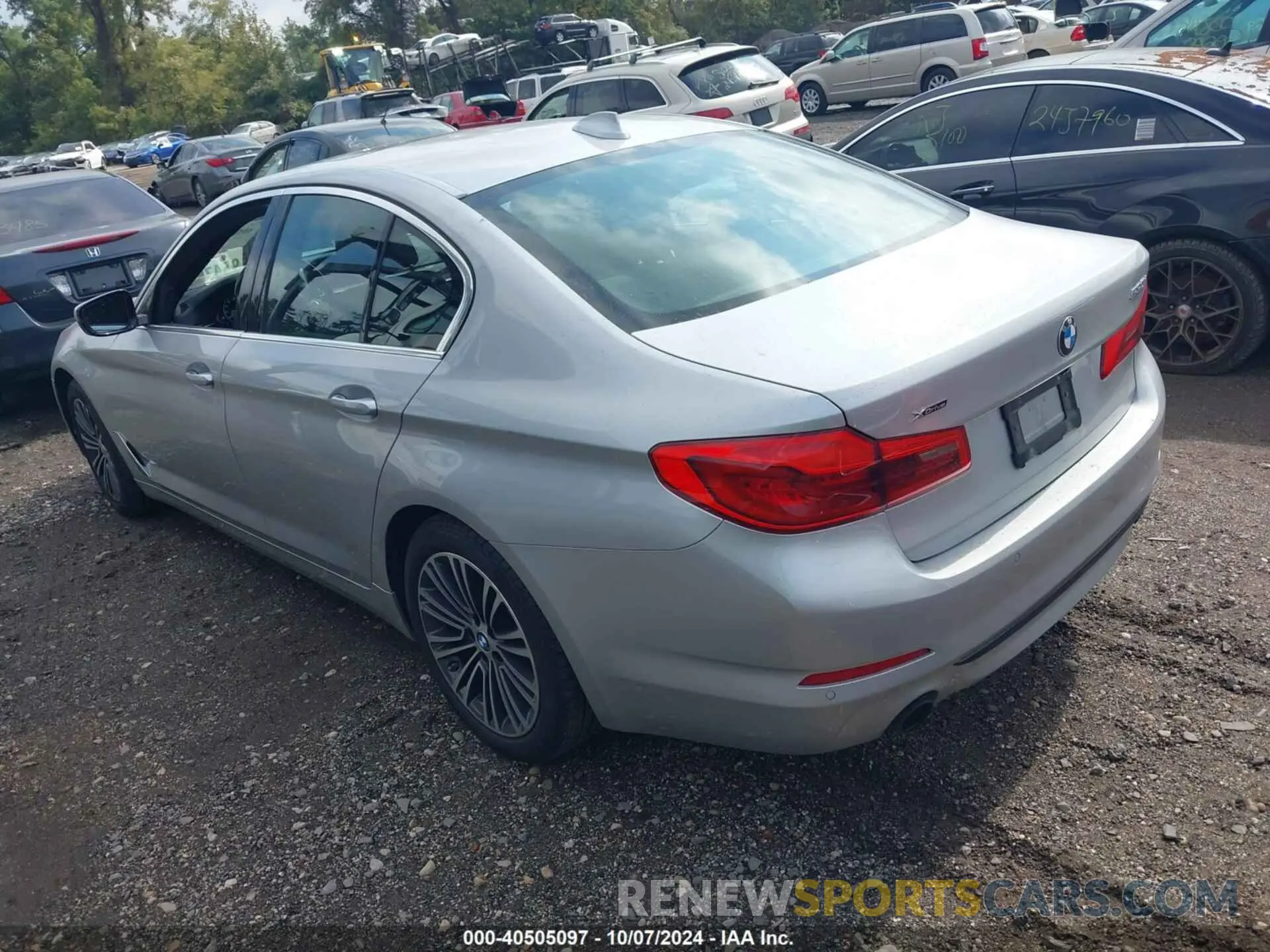 3 fotografías del automóvil dañado WBAJA7C55KWW02584 BMW 530I 2019
