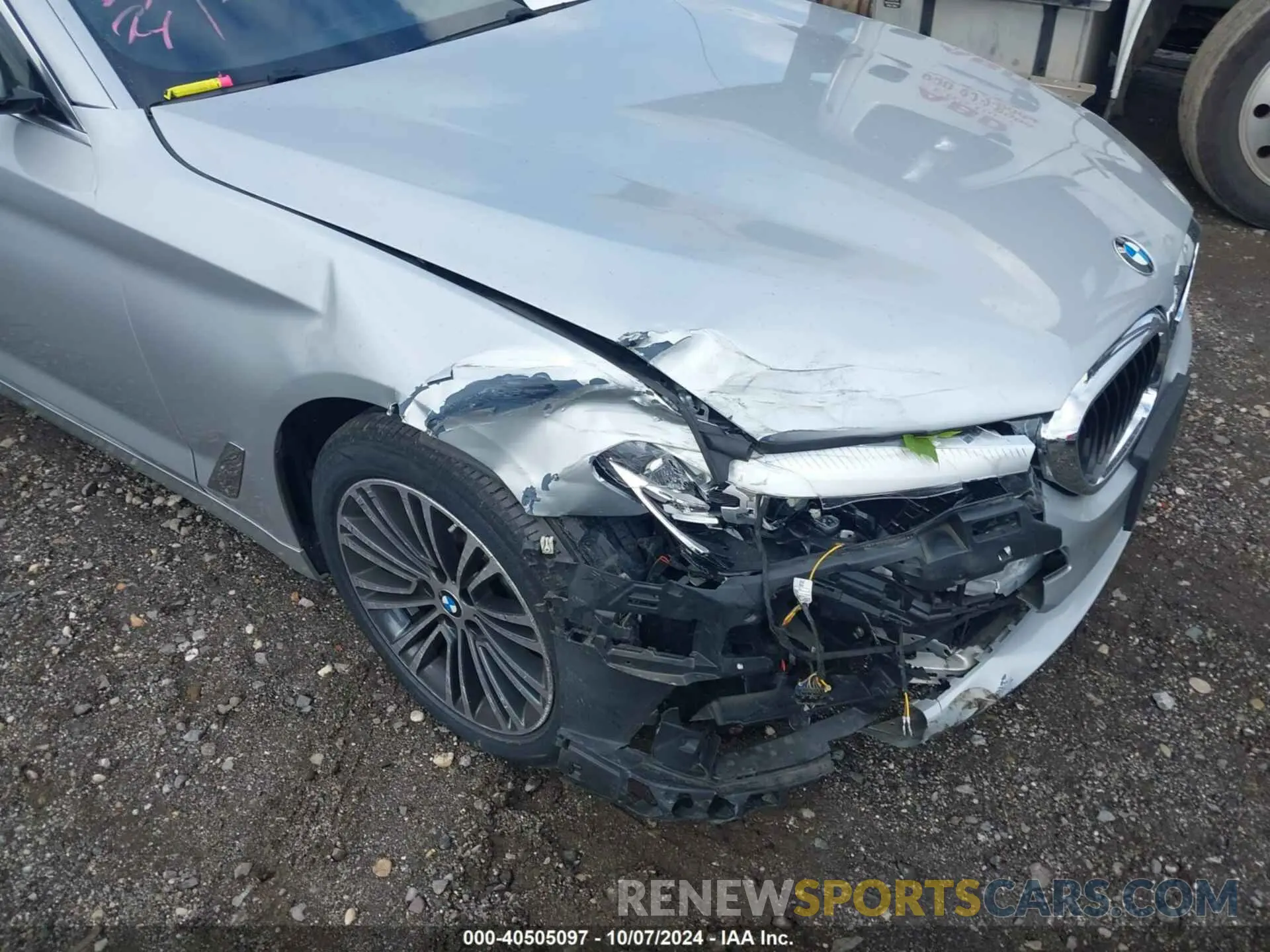6 fotografías del automóvil dañado WBAJA7C55KWW02584 BMW 530I 2019