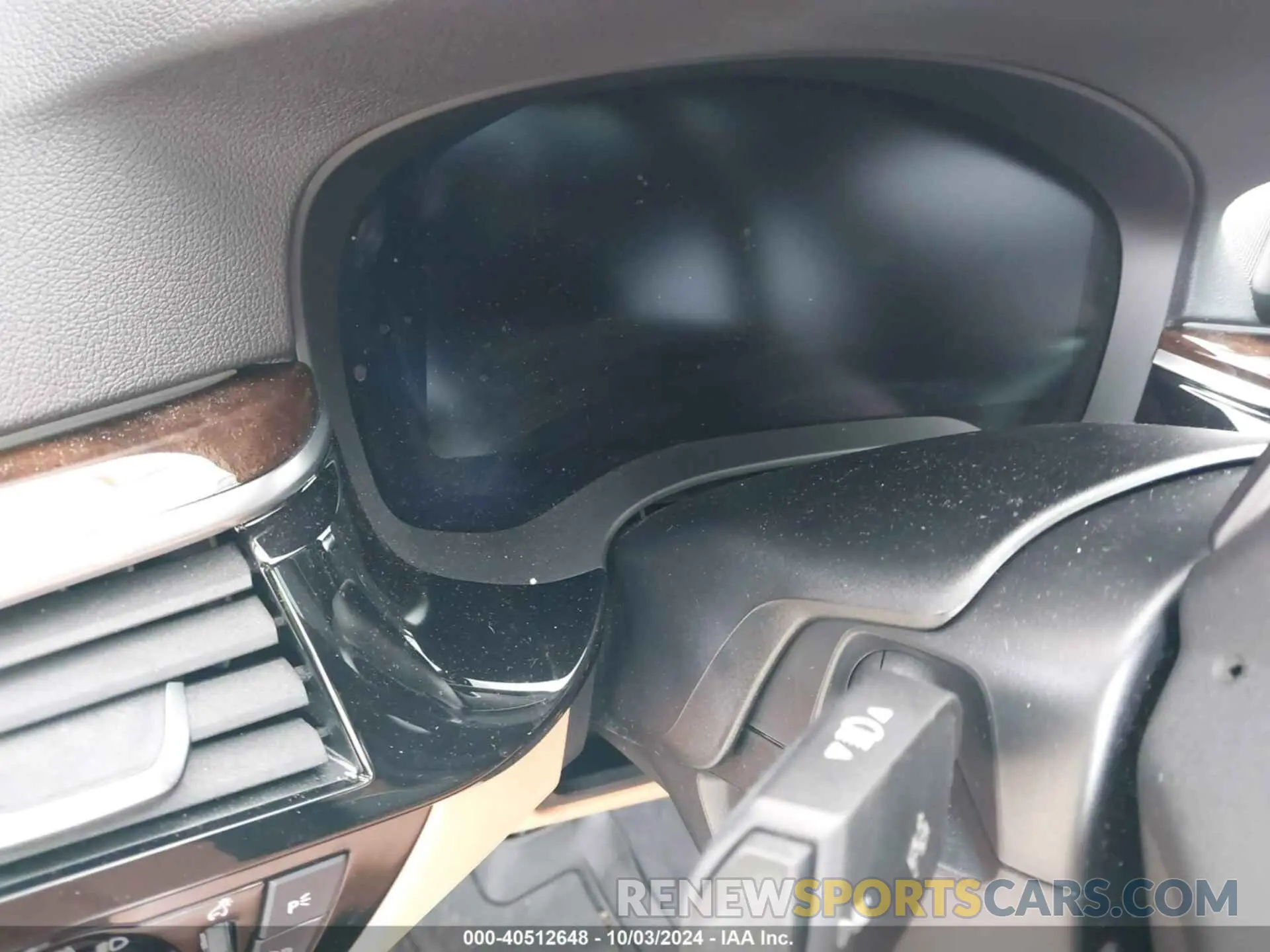 14 fotografías del automóvil dañado WBAJR7C01LCD64882 BMW 530I 2020
