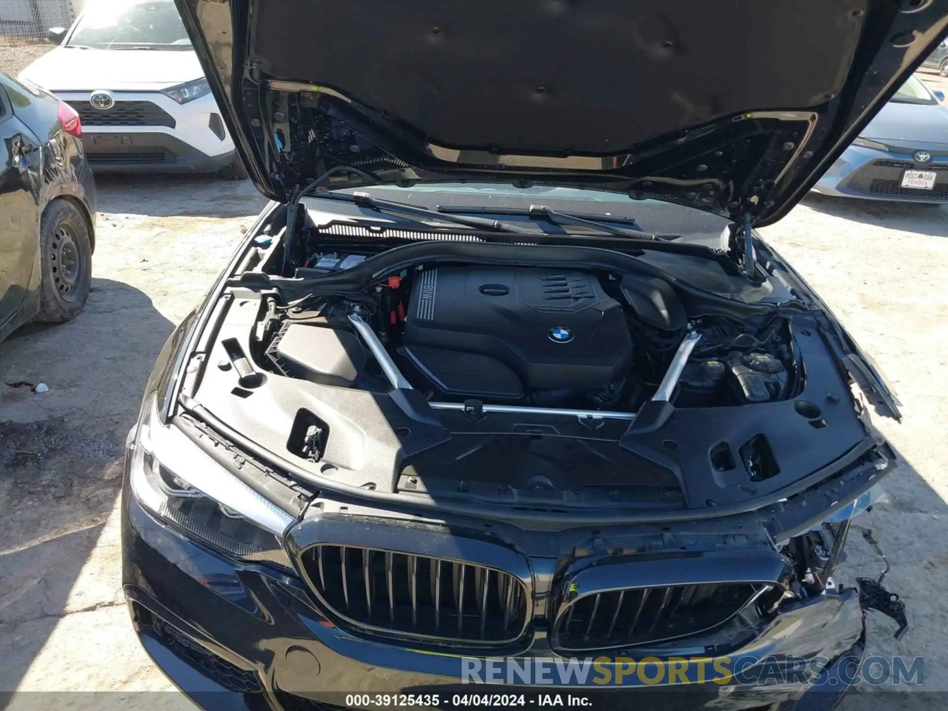 10 fotografías del automóvil dañado WBAJR7C08LCE14970 BMW 530I 2020