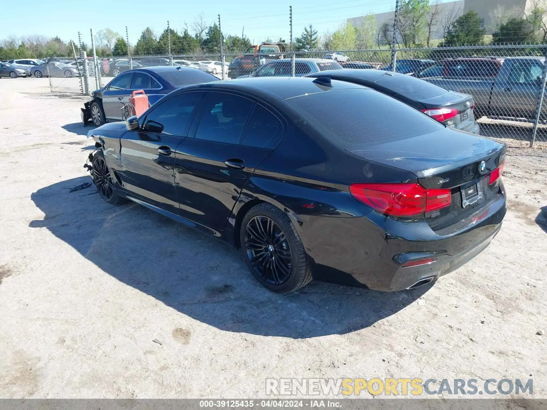3 fotografías del automóvil dañado WBAJR7C08LCE14970 BMW 530I 2020