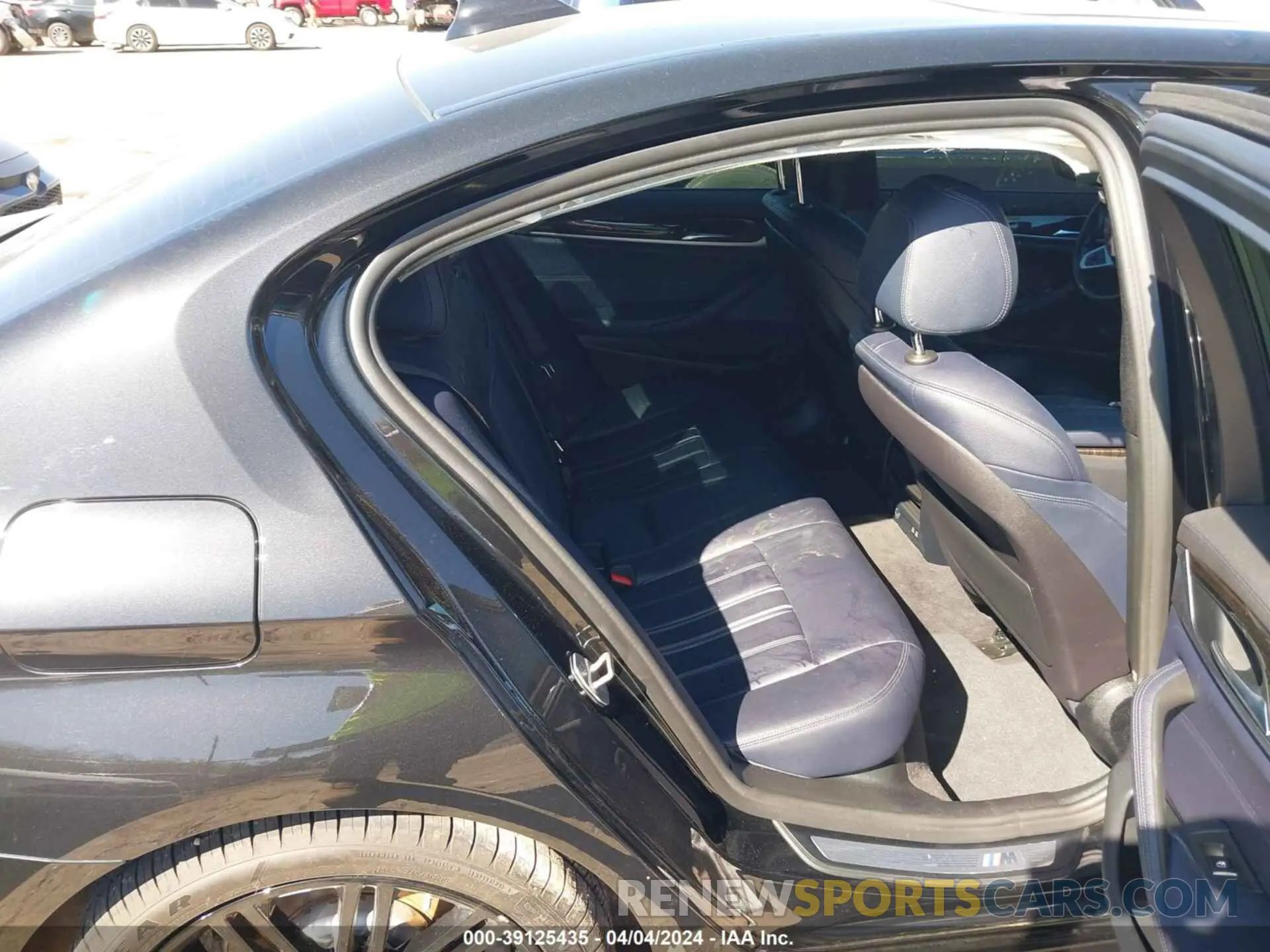 8 fotografías del automóvil dañado WBAJR7C08LCE14970 BMW 530I 2020