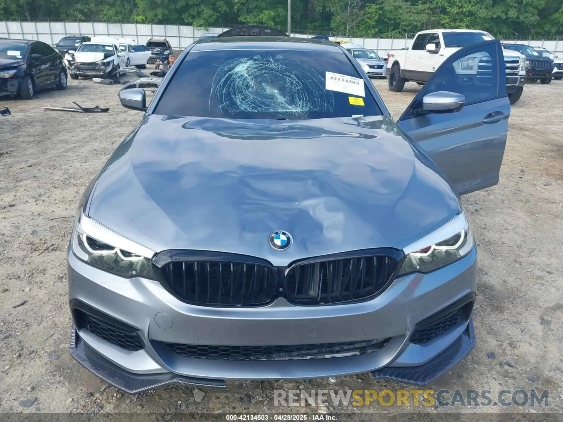 6 fotografías del automóvil dañado WBAJR7C0XLCD55694 BMW 530I 2020