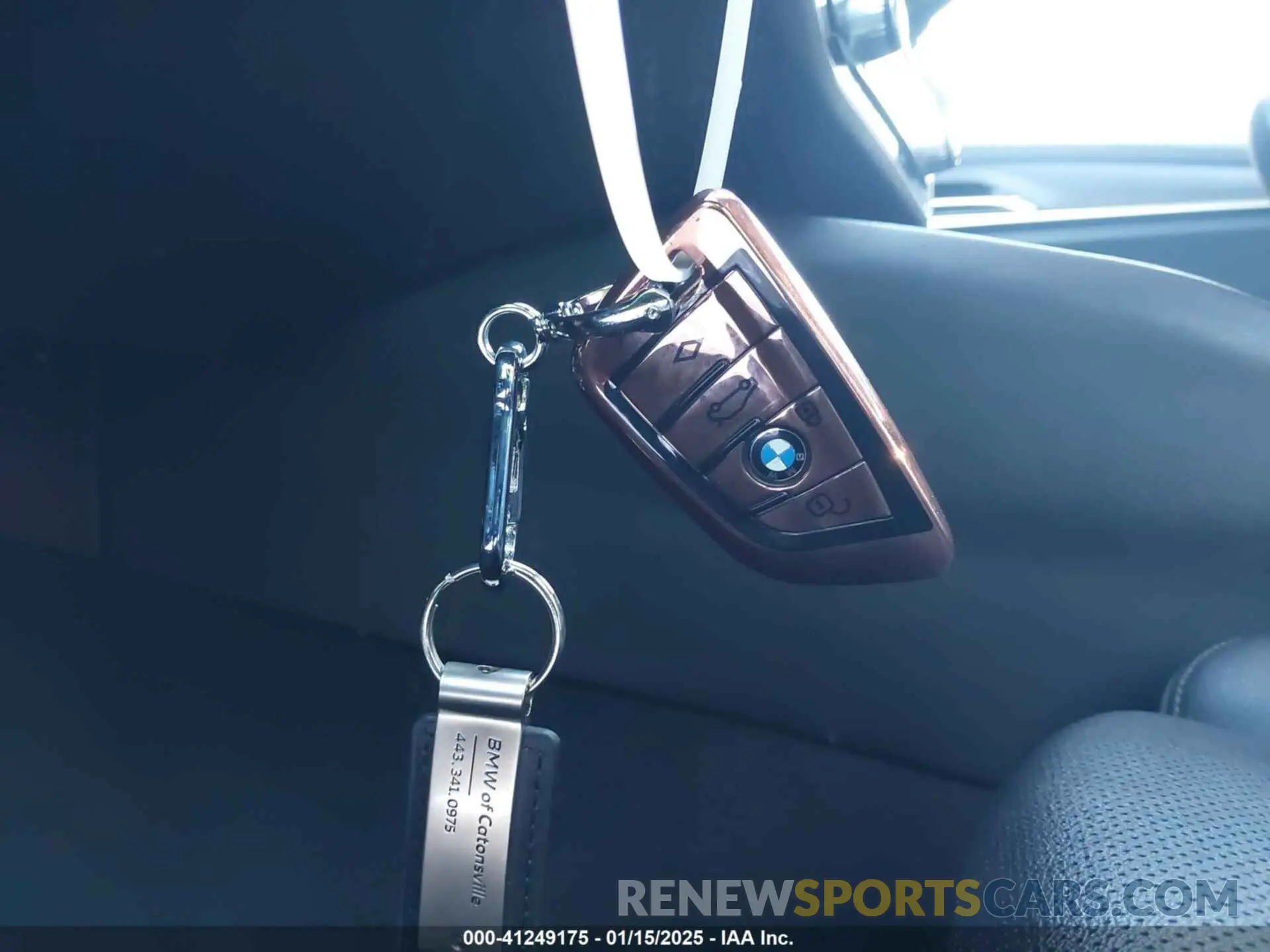 11 fotografías del automóvil dañado WBA13BJ02MWX30031 BMW 530I 2021