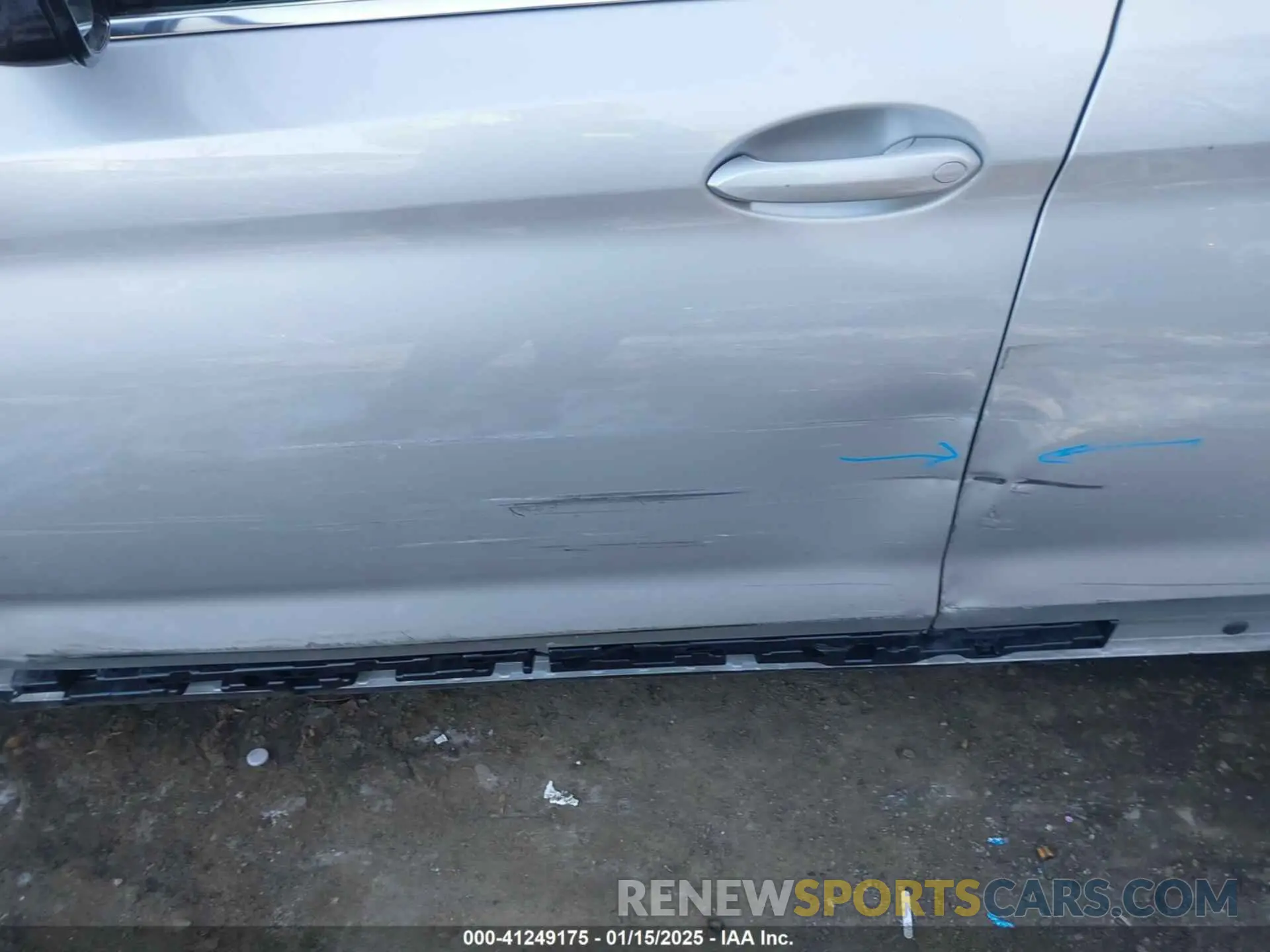 19 fotografías del automóvil dañado WBA13BJ02MWX30031 BMW 530I 2021