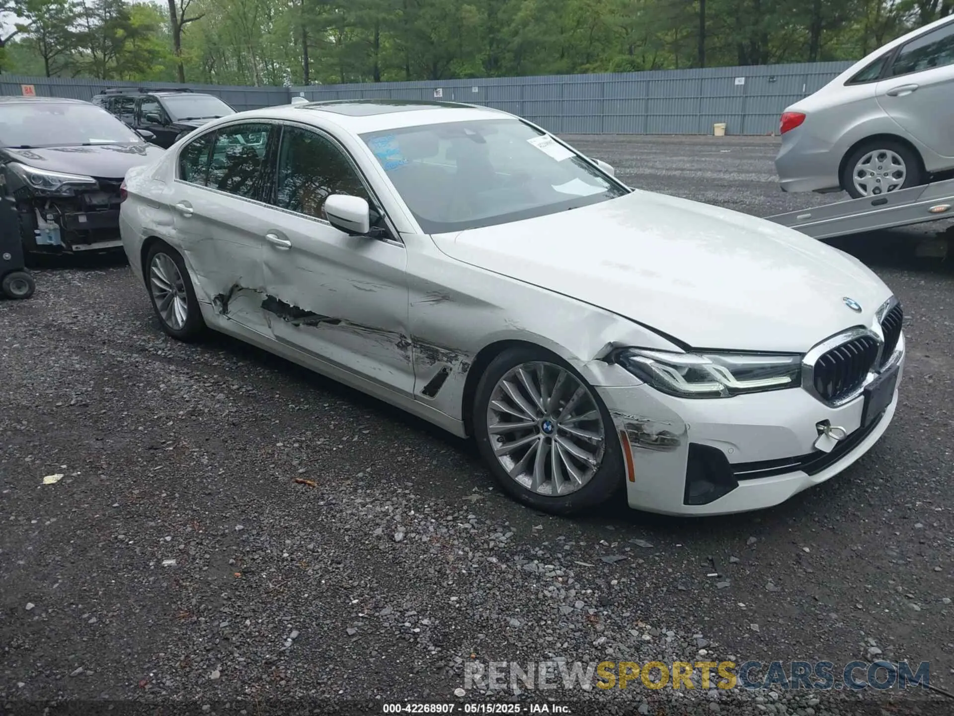1 fotografías del automóvil dañado WBA13BJ03MCG80602 BMW 530I 2021