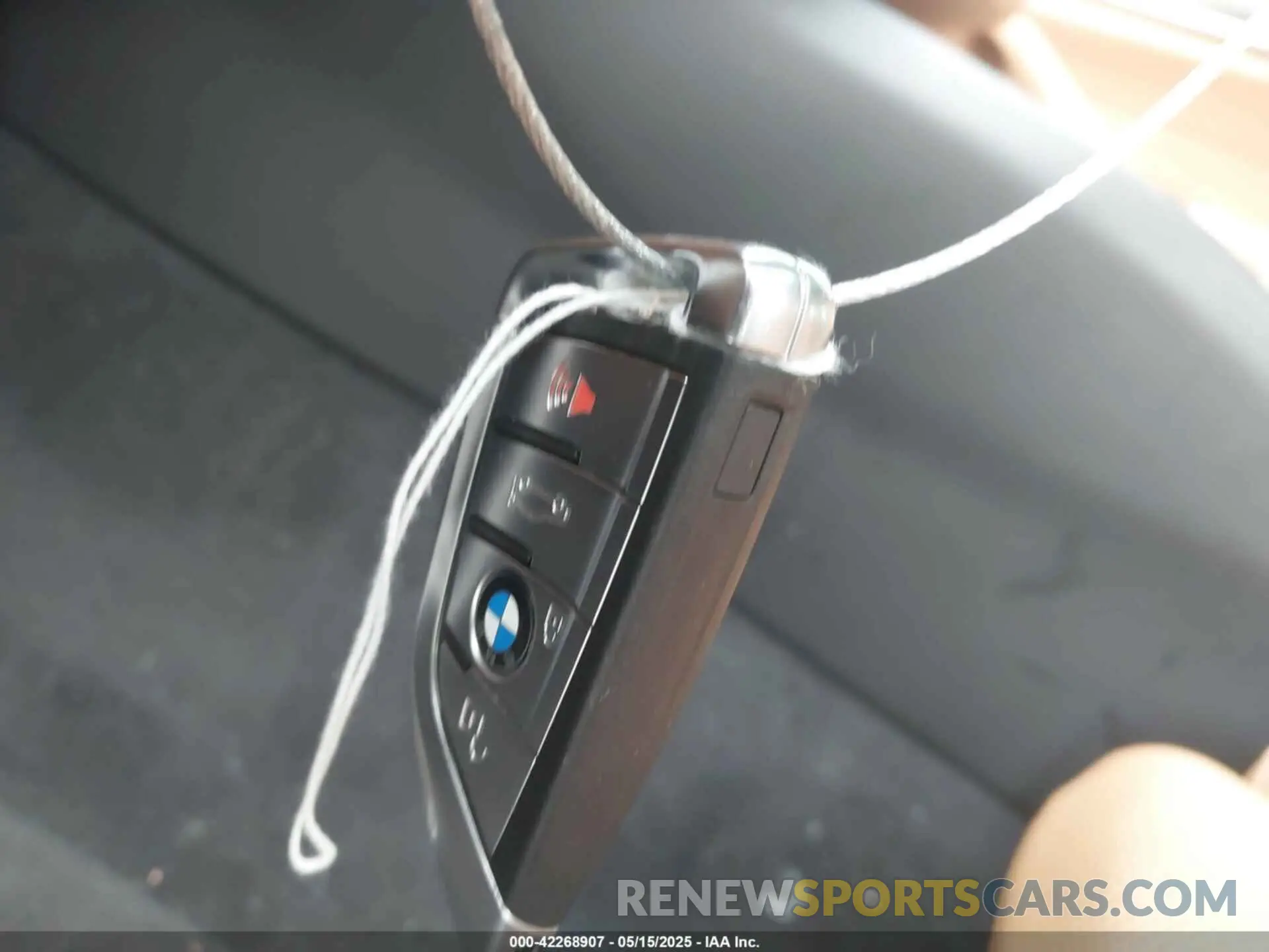 11 fotografías del automóvil dañado WBA13BJ03MCG80602 BMW 530I 2021