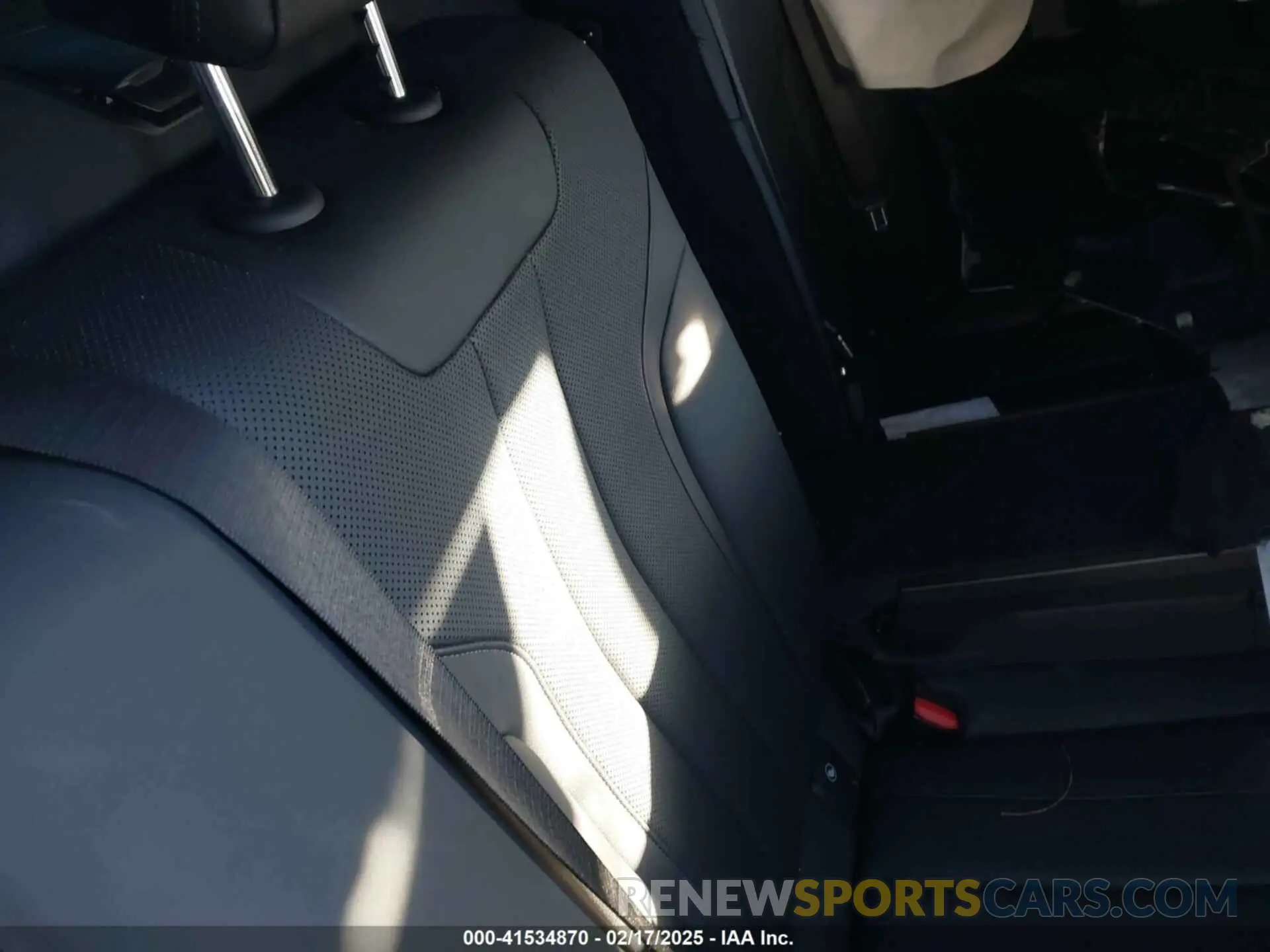 8 fotografías del automóvil dañado WBA13BJ03MWW94432 BMW 530I 2021