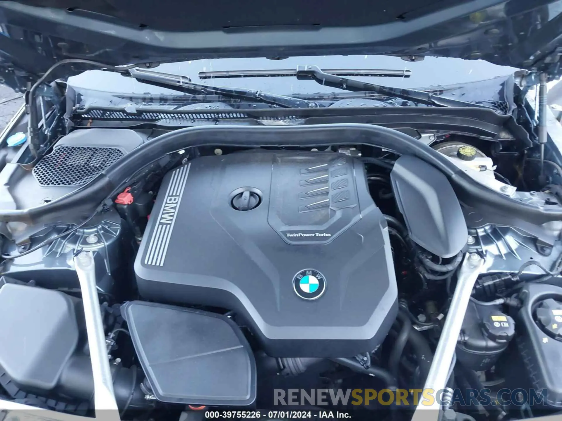 10 fotografías del automóvil dañado WBA13BJ05MWW99373 BMW 530I 2021