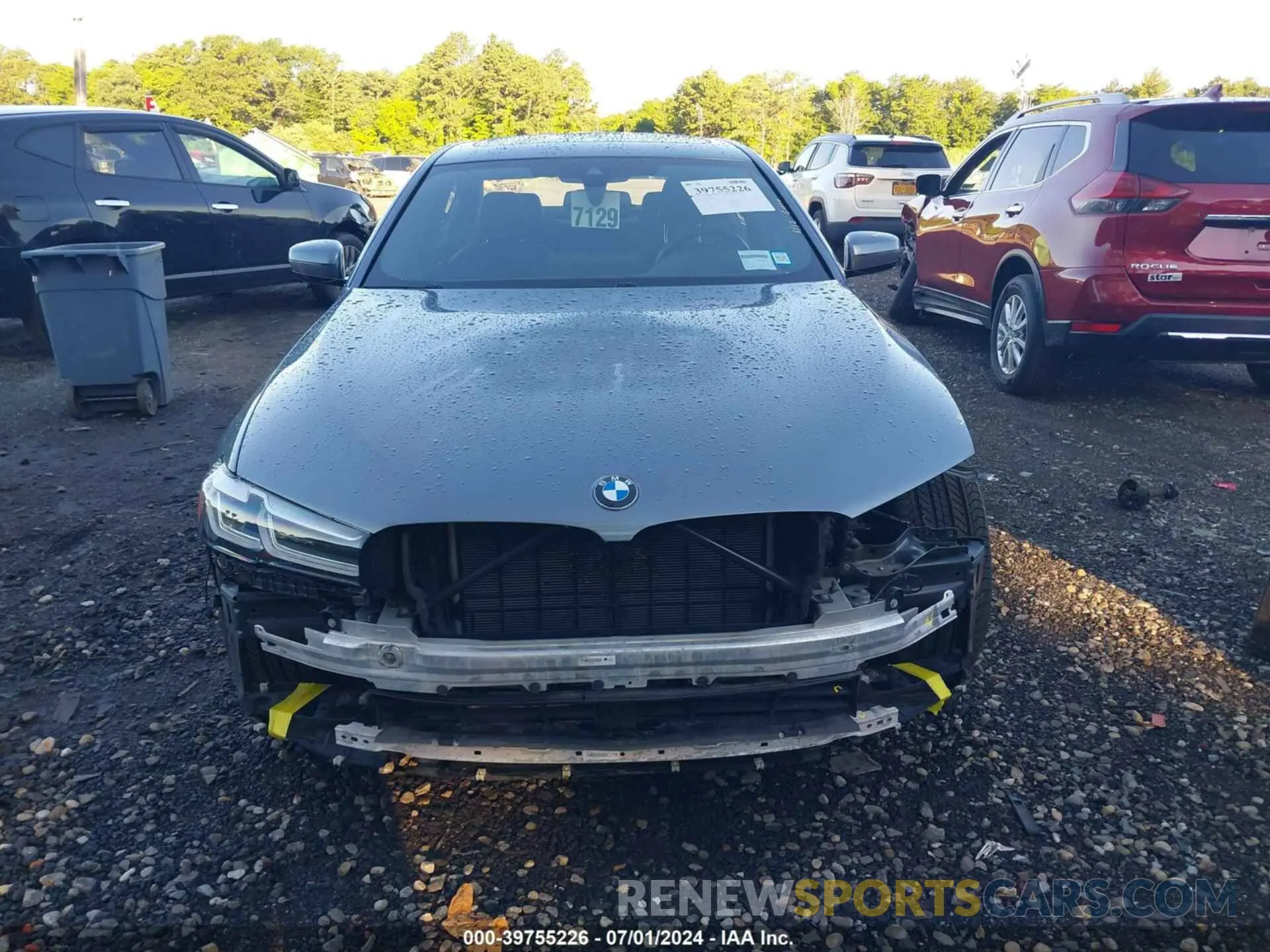 12 fotografías del automóvil dañado WBA13BJ05MWW99373 BMW 530I 2021