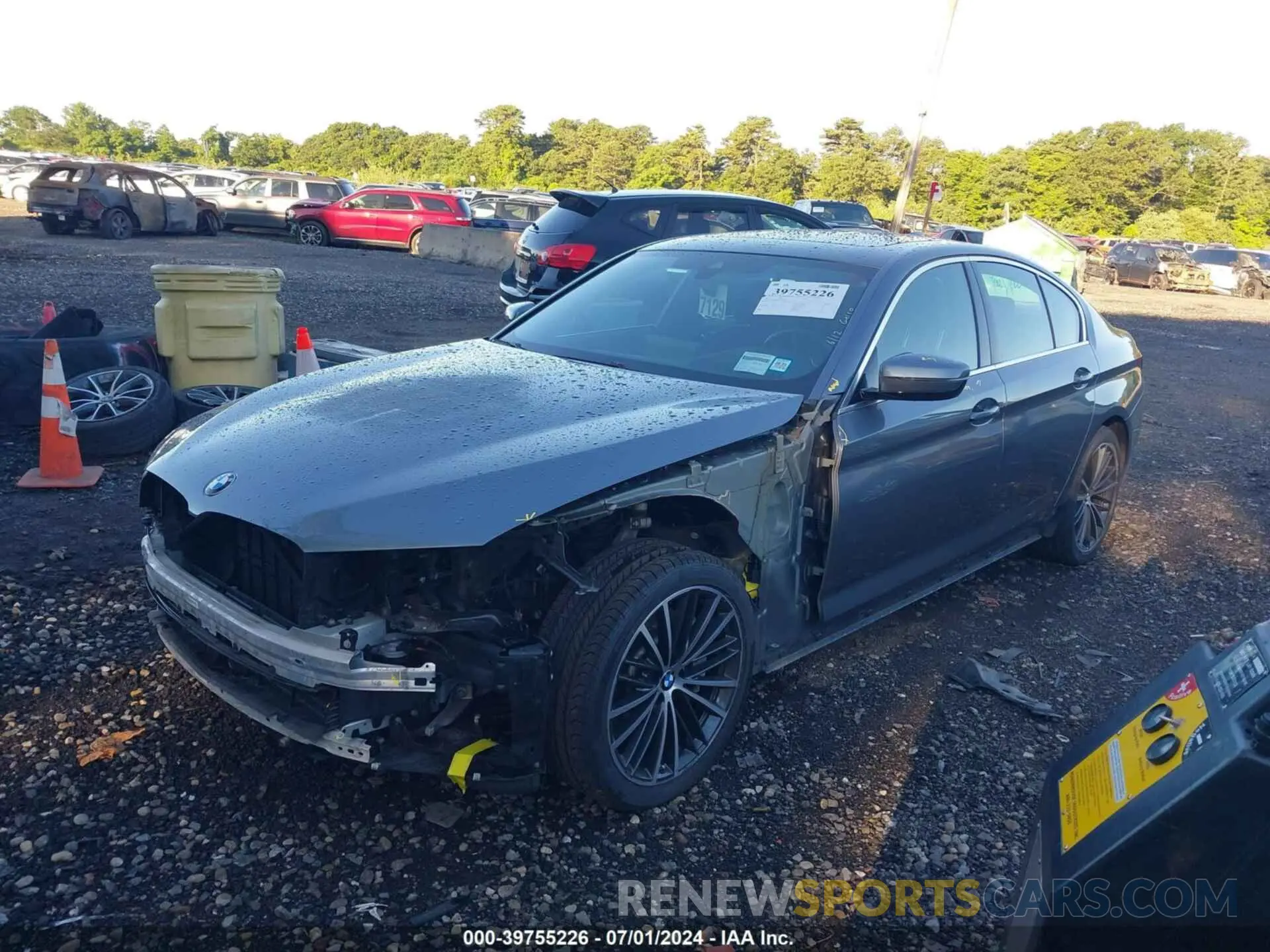 2 fotografías del automóvil dañado WBA13BJ05MWW99373 BMW 530I 2021