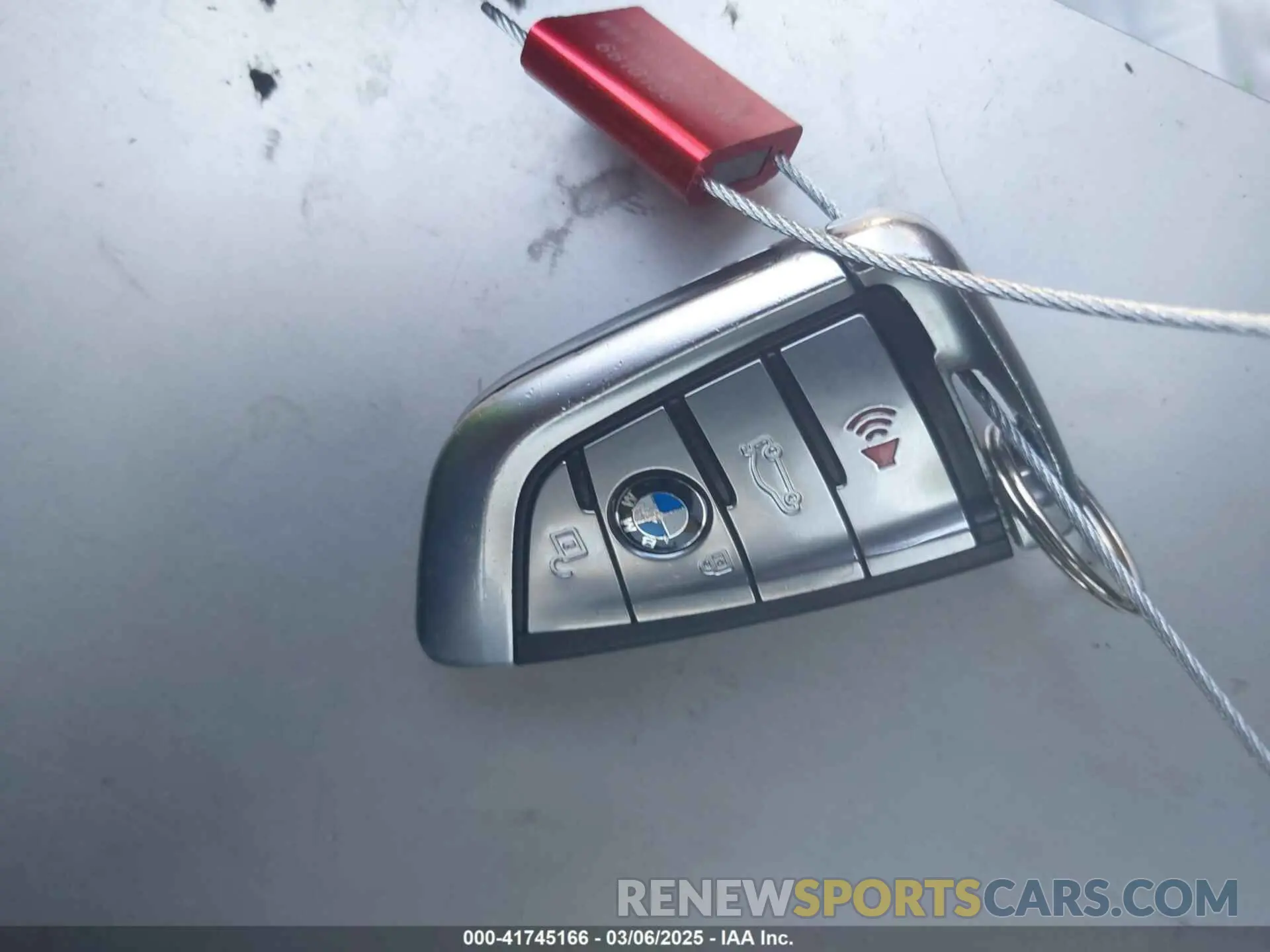 11 fotografías del automóvil dañado WBA53BH02MCF77971 BMW 530I 2021