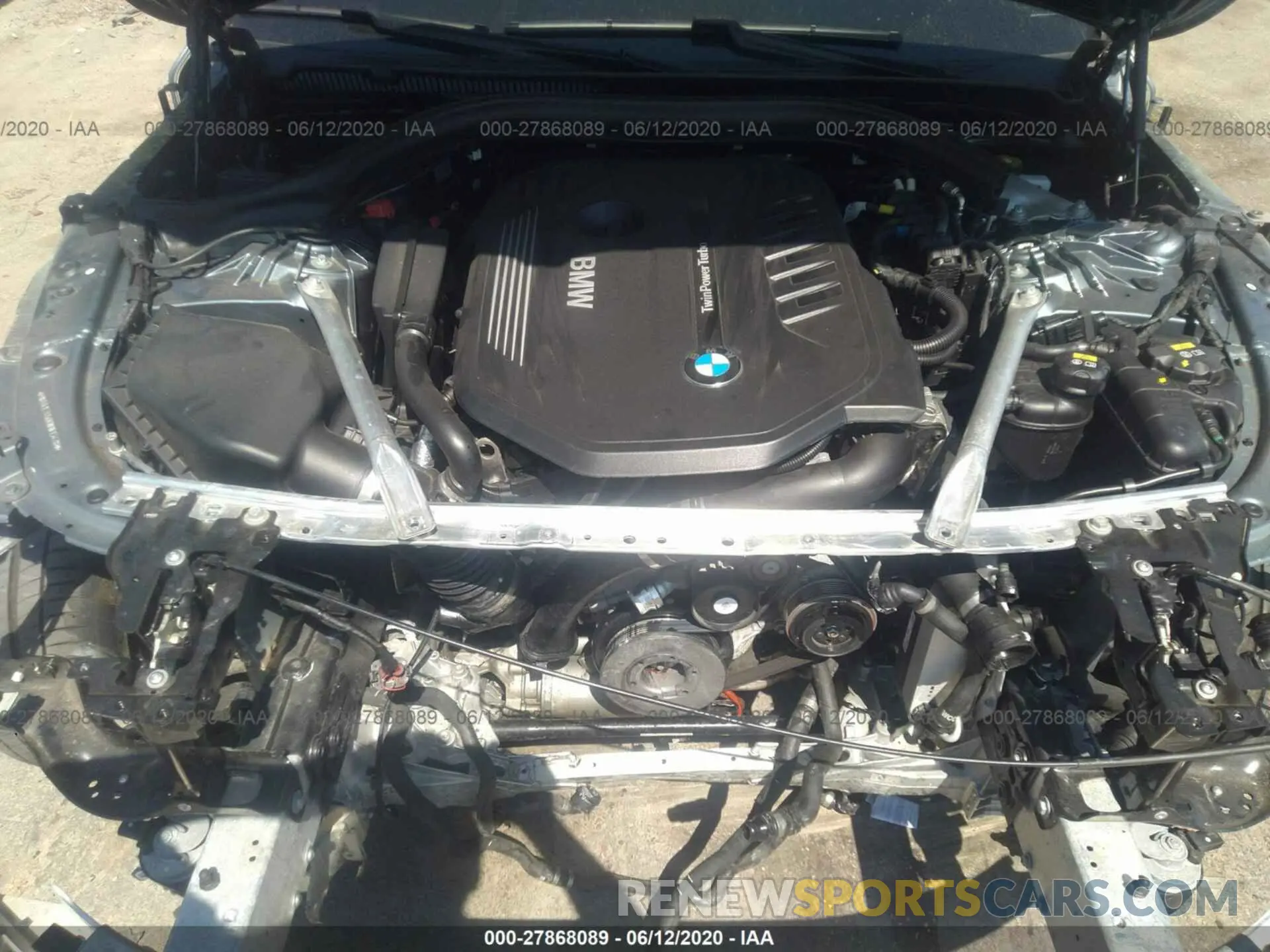10 fotografías del automóvil dañado WBAJE7C50KWW13478 BMW 540 2019