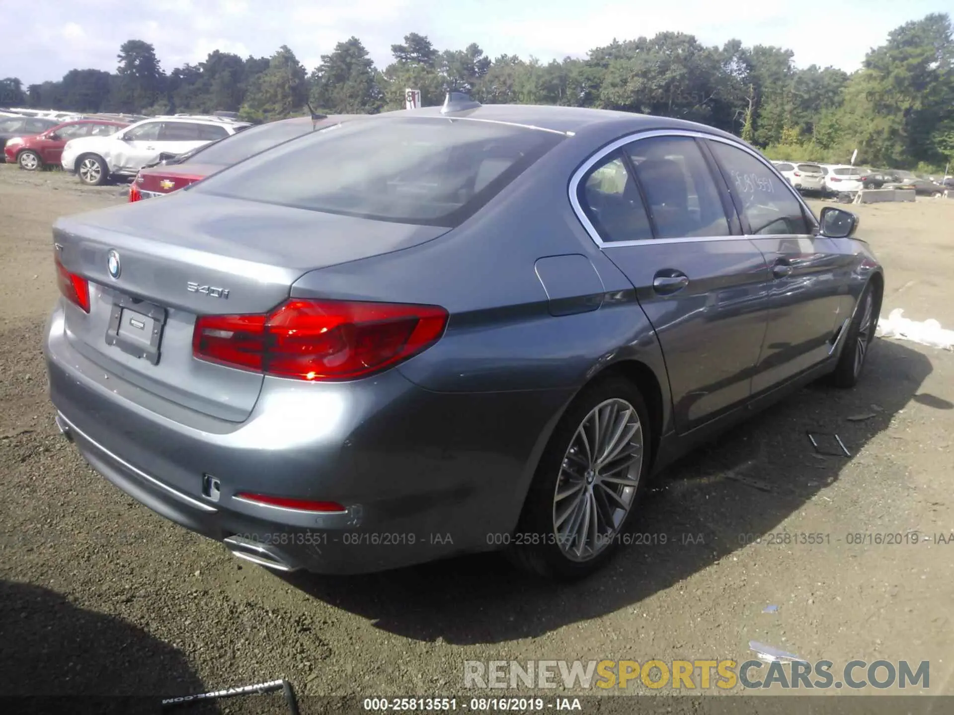 4 fotografías del automóvil dañado WBAJE7C52KWW16544 BMW 540 2019