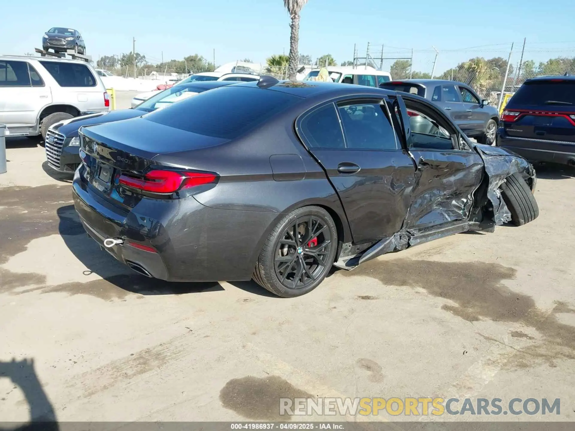 4 fotografías del automóvil dañado WBA53BJ0XNWX80355 BMW 540 2022