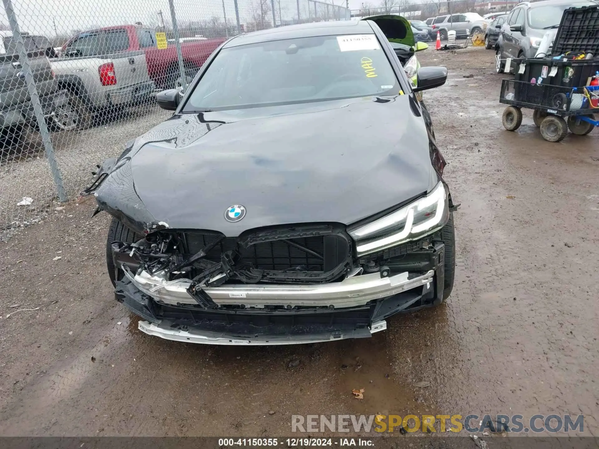 13 fotografías del automóvil dañado WBA73BJ05NCJ87111 BMW 540 2022