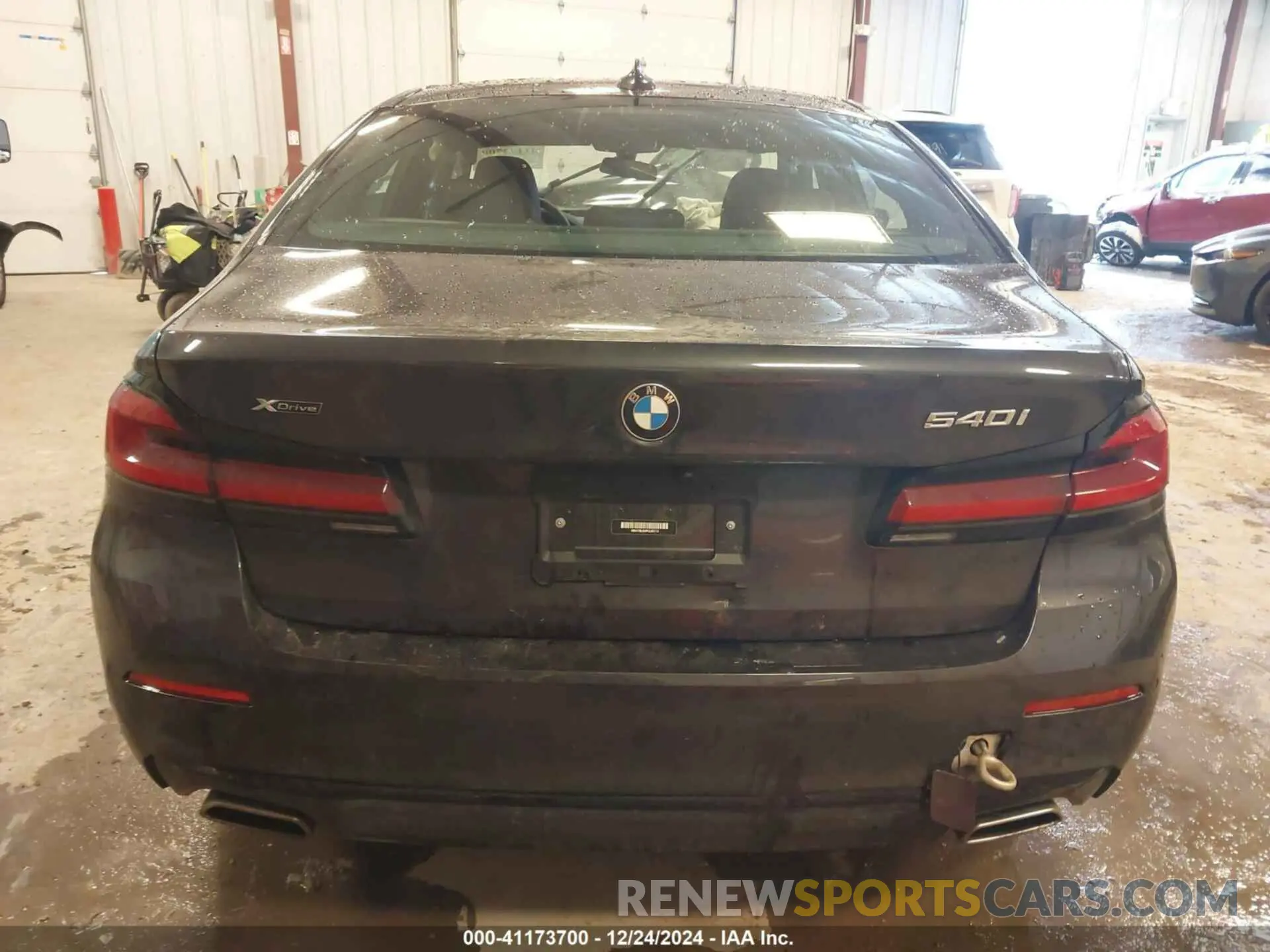 16 fotografías del automóvil dañado WBA73BJ04PCL95113 BMW 540 2023