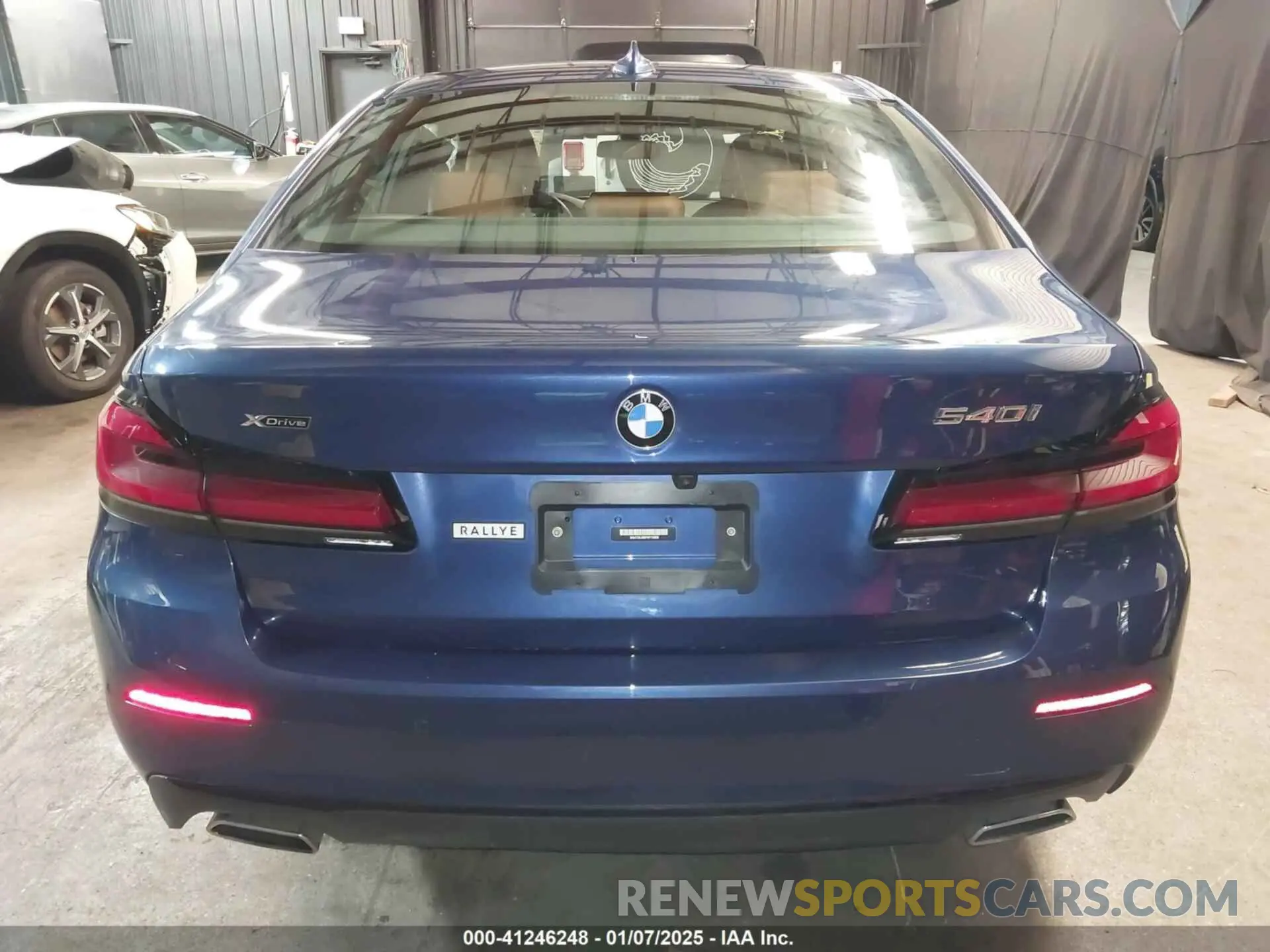 16 fotografías del automóvil dañado WBA73BJ06PWY15808 BMW 540 2023