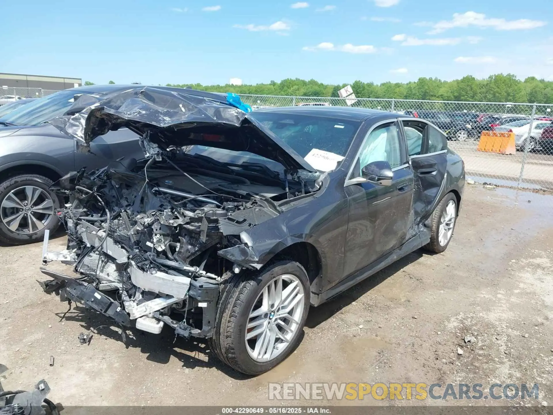 2 fotografías del automóvil dañado WBA63FJ03RCR11712 BMW 540 2024