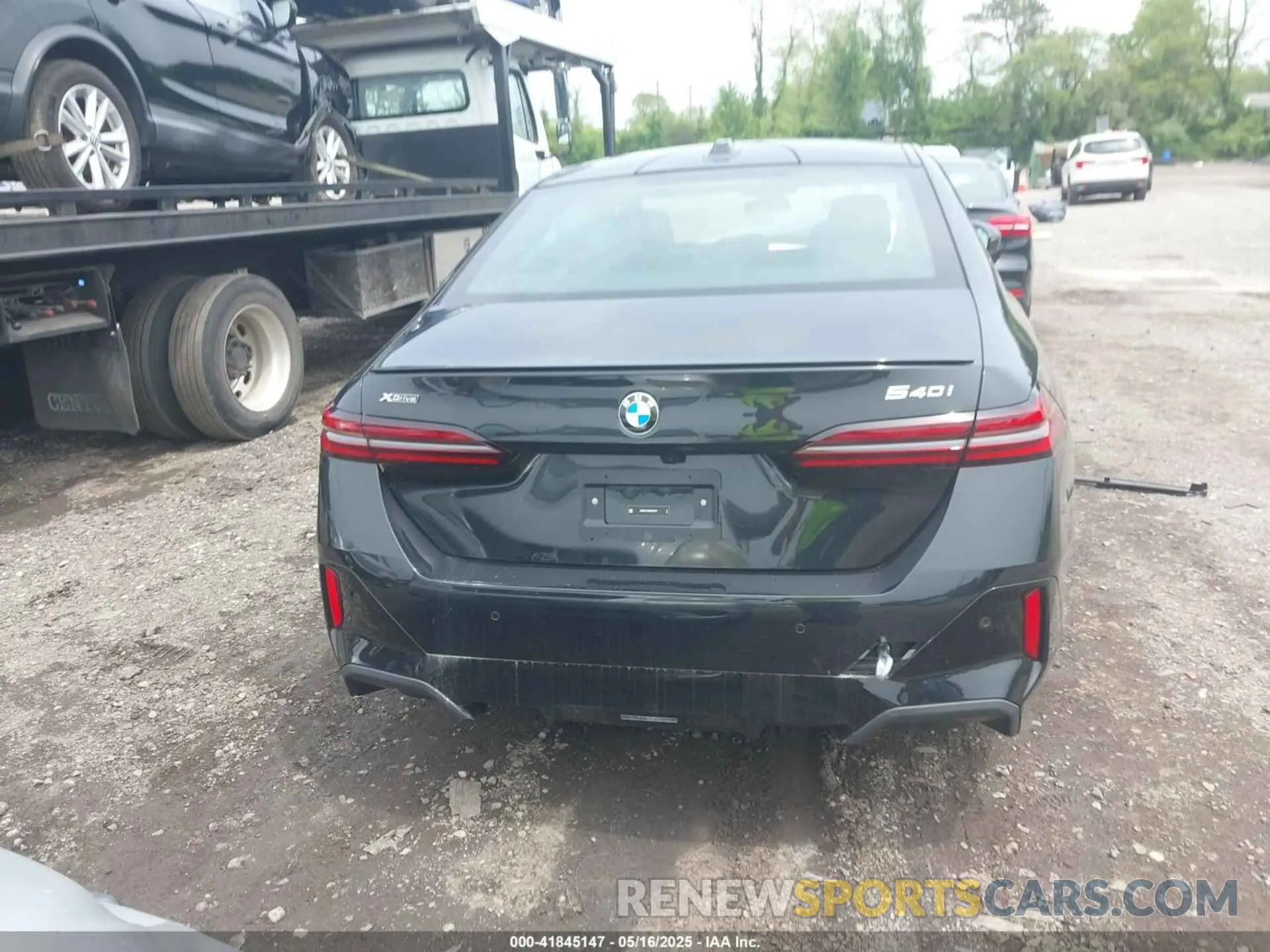 16 fotografías del automóvil dañado WBA63FJ08RCS61047 BMW 540 2024