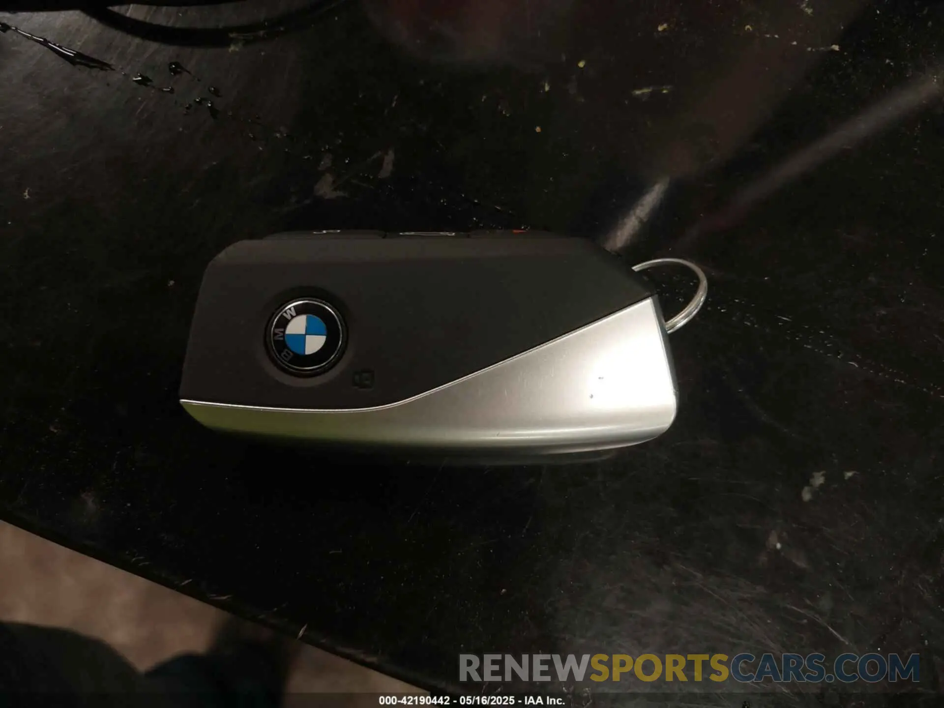 11 fotografías del automóvil dañado WBA63FJ03SCU10678 BMW 540 2025