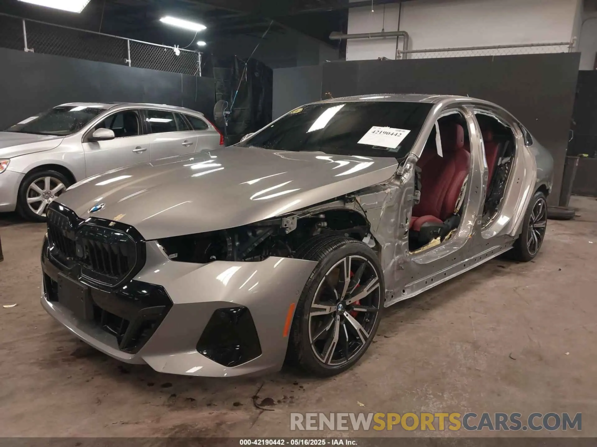 2 fotografías del automóvil dañado WBA63FJ03SCU10678 BMW 540 2025