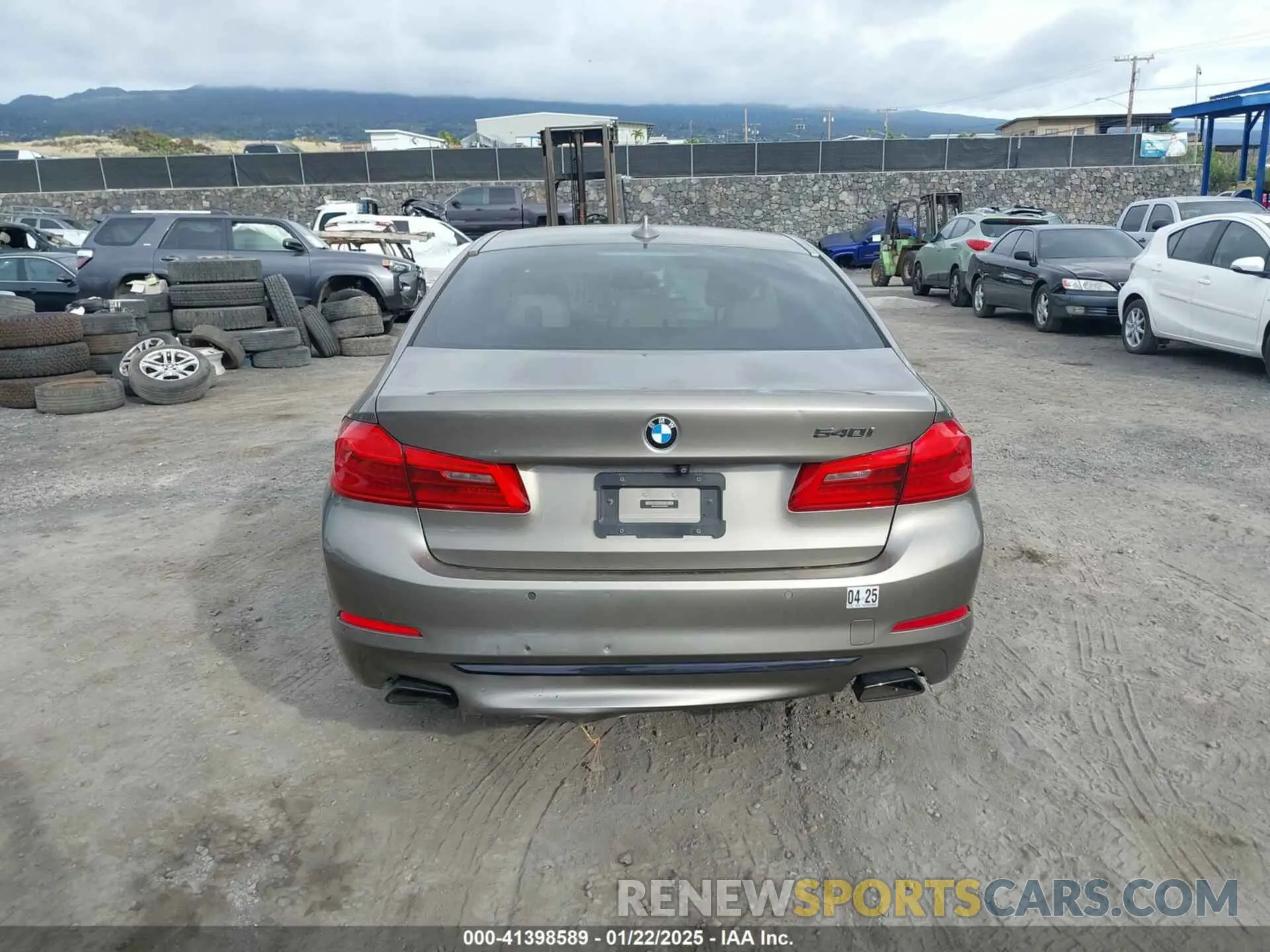 16 fotografías del automóvil dañado WBAJE5C52KWA98653 BMW 540I 2019