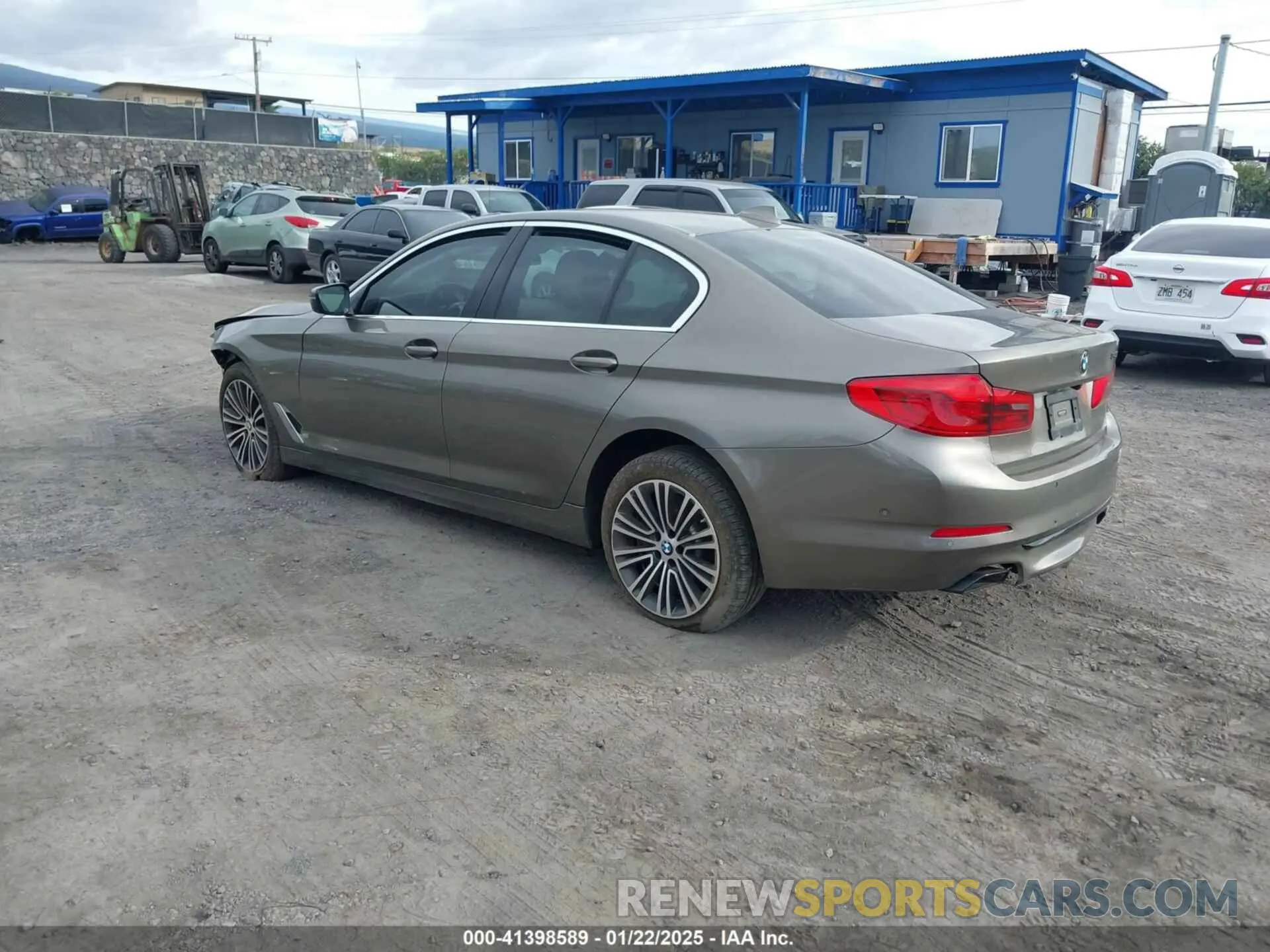 3 fotografías del automóvil dañado WBAJE5C52KWA98653 BMW 540I 2019