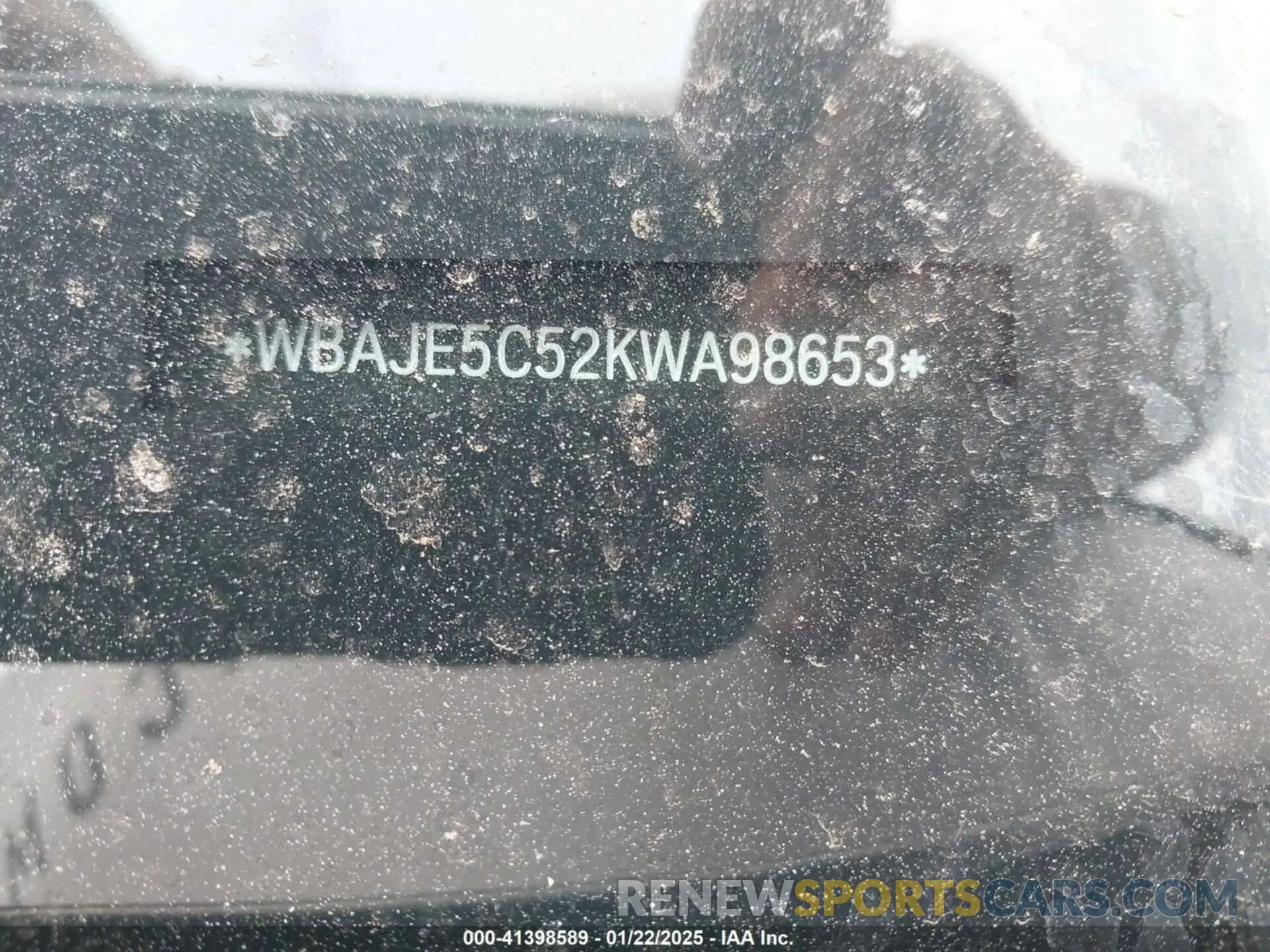 9 fotografías del automóvil dañado WBAJE5C52KWA98653 BMW 540I 2019