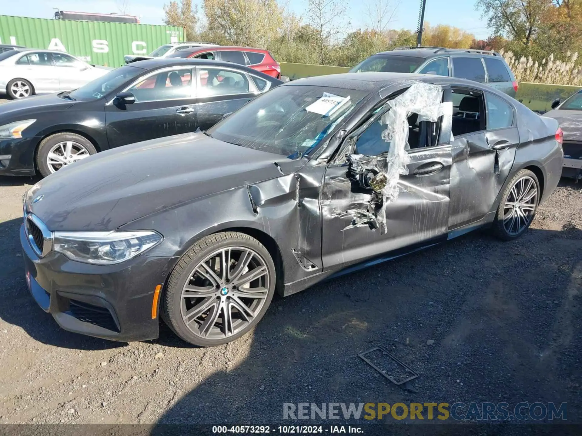 2 fotografías del automóvil dañado WBAJE5C53KG919699 BMW 540I 2019