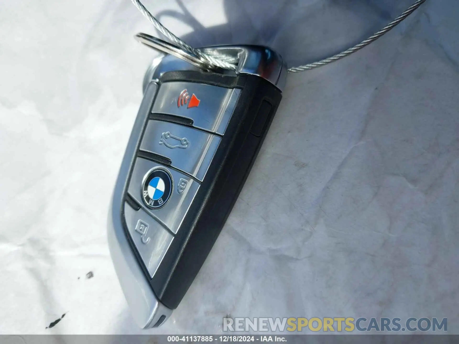 11 fotografías del automóvil dañado WBAJE5C53KWE66225 BMW 540I 2019