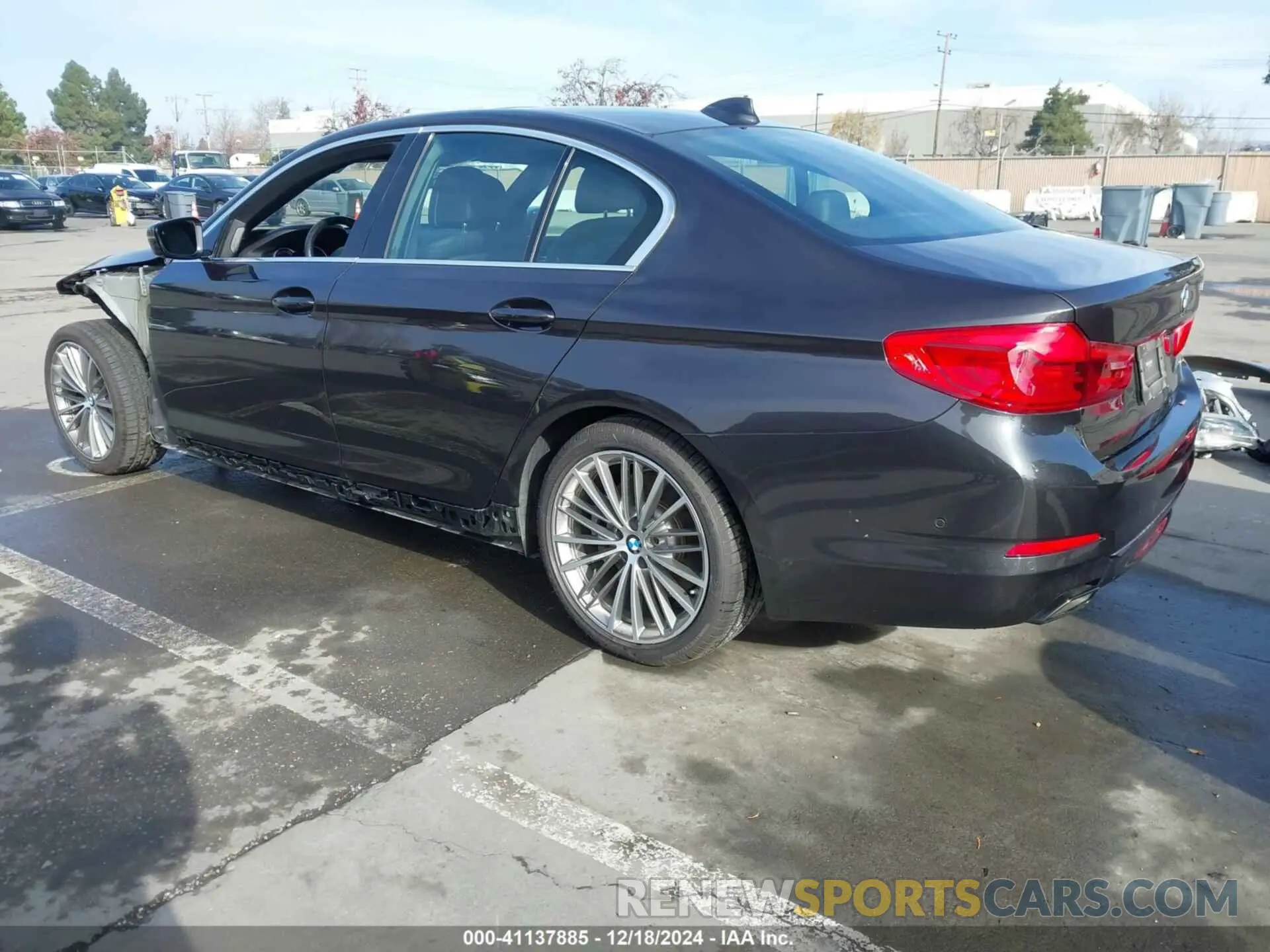 3 fotografías del automóvil dañado WBAJE5C53KWE66225 BMW 540I 2019