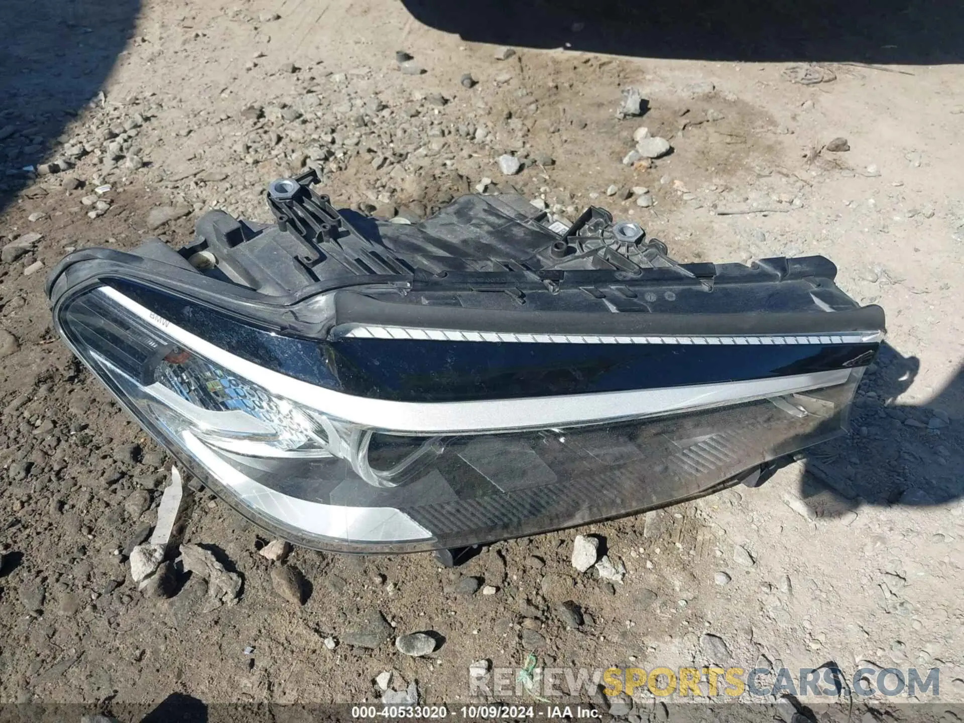 12 fotografías del automóvil dañado WBAJE5C55KG919364 BMW 540I 2019