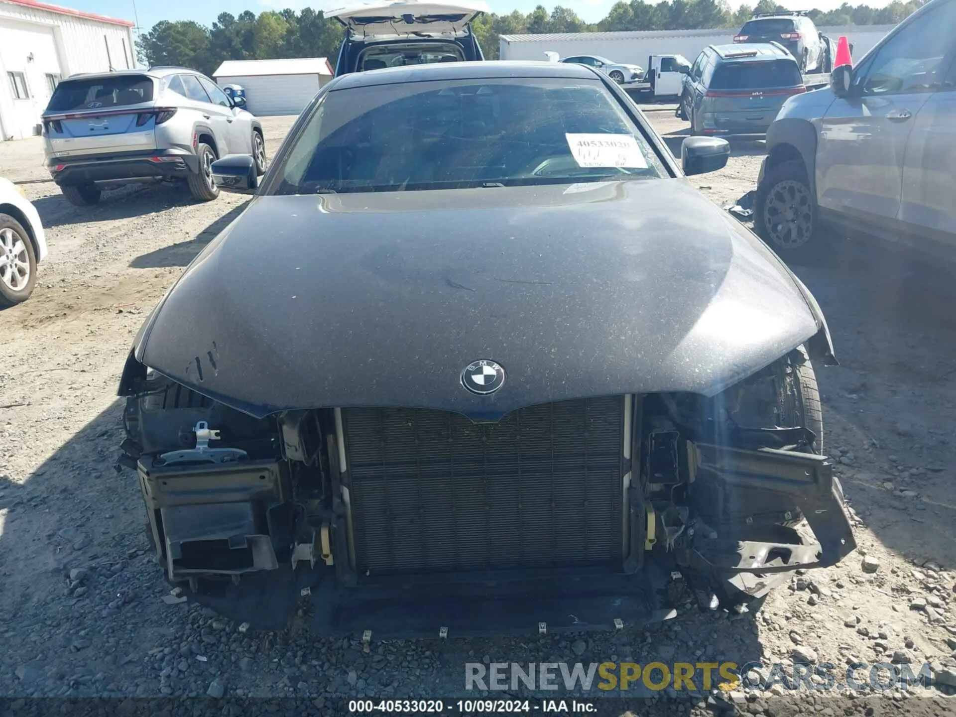 13 fotografías del automóvil dañado WBAJE5C55KG919364 BMW 540I 2019