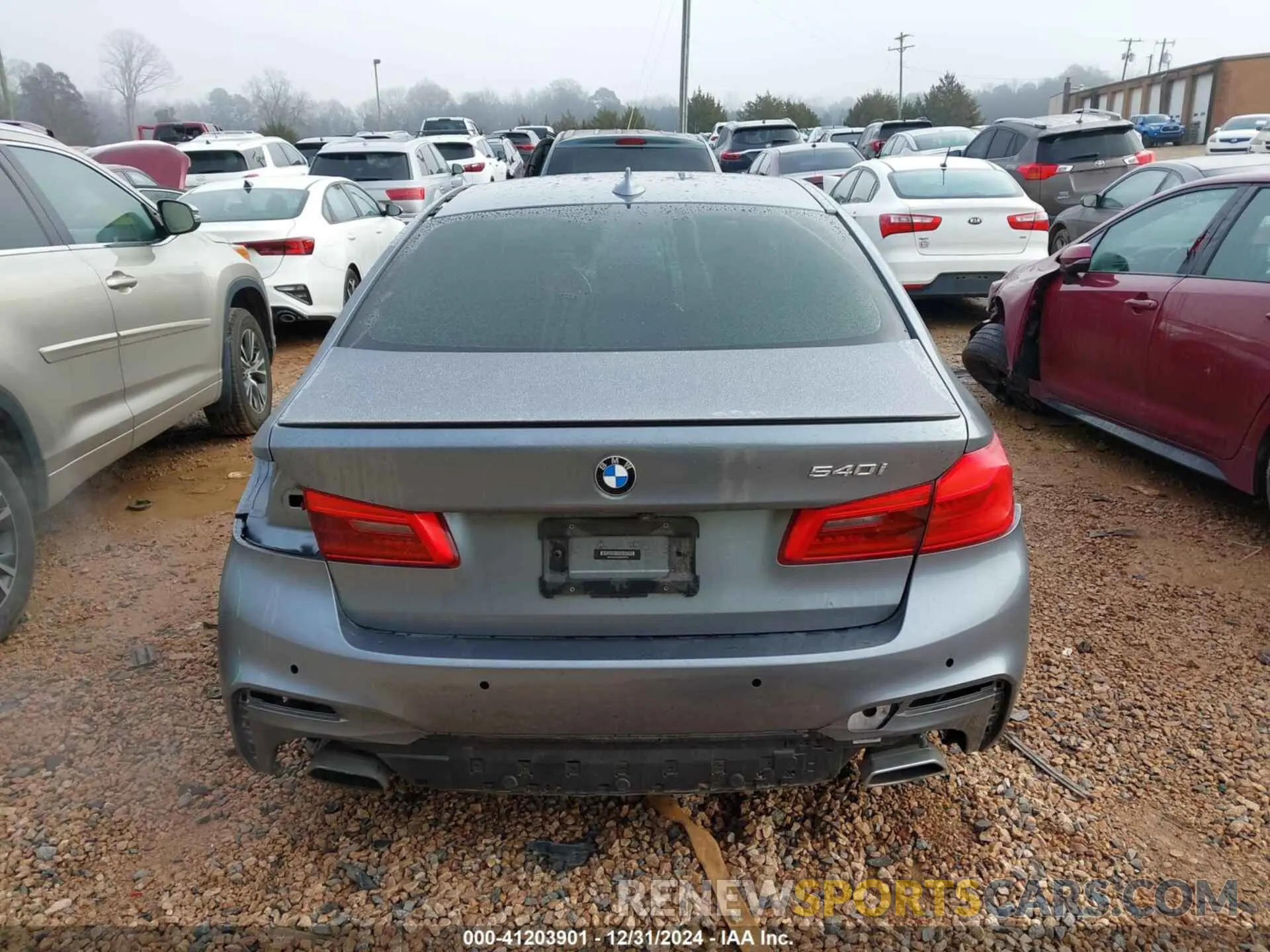16 fotografías del automóvil dañado WBAJE5C55KWW09916 BMW 540I 2019