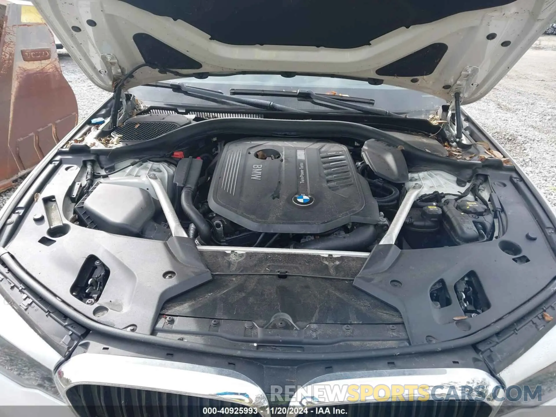 10 fotografías del automóvil dañado WBAJE5C57KWE66082 BMW 540I 2019