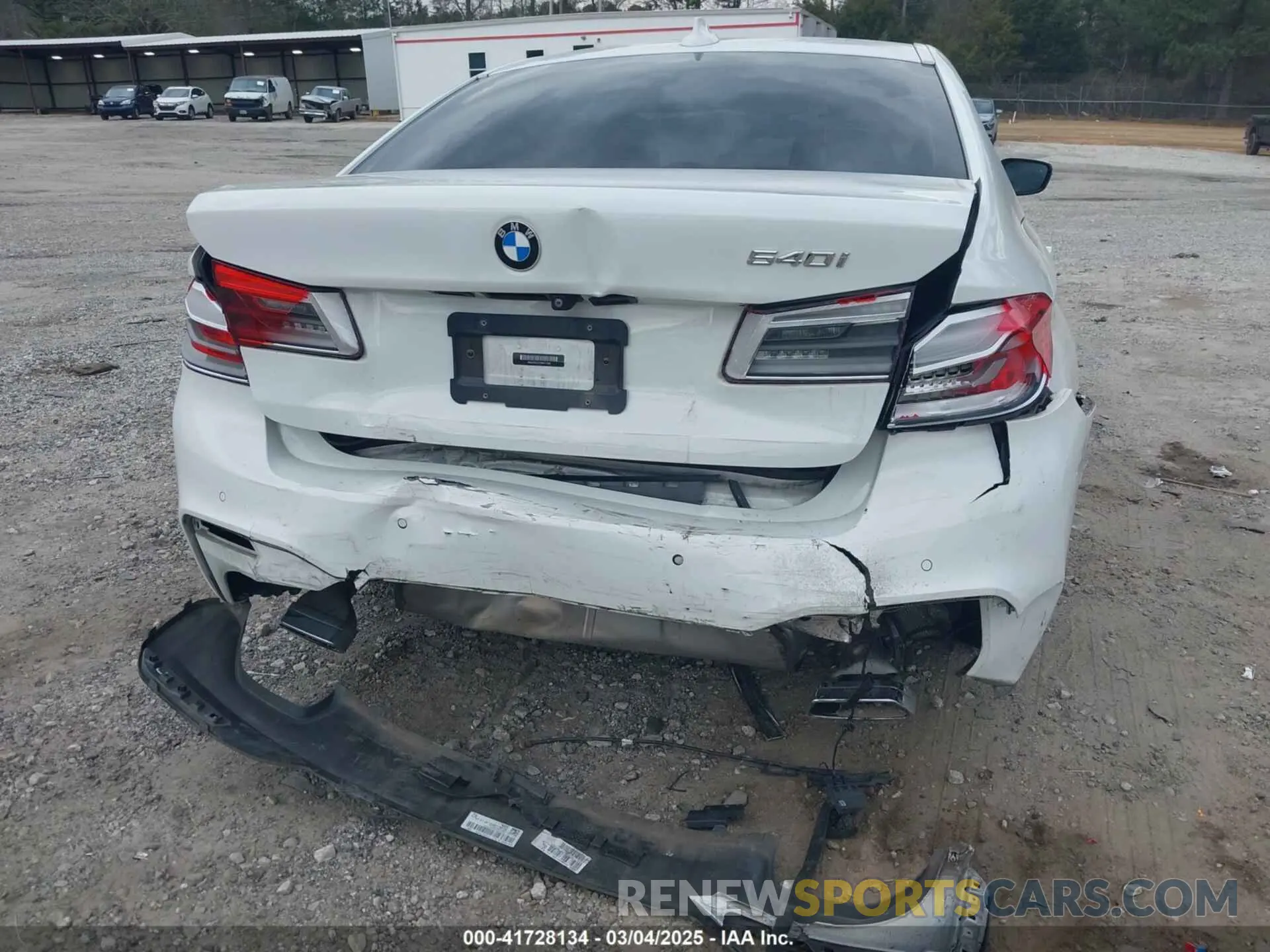 6 fotografías del automóvil dañado WBAJE5C57KWW11389 BMW 540I 2019