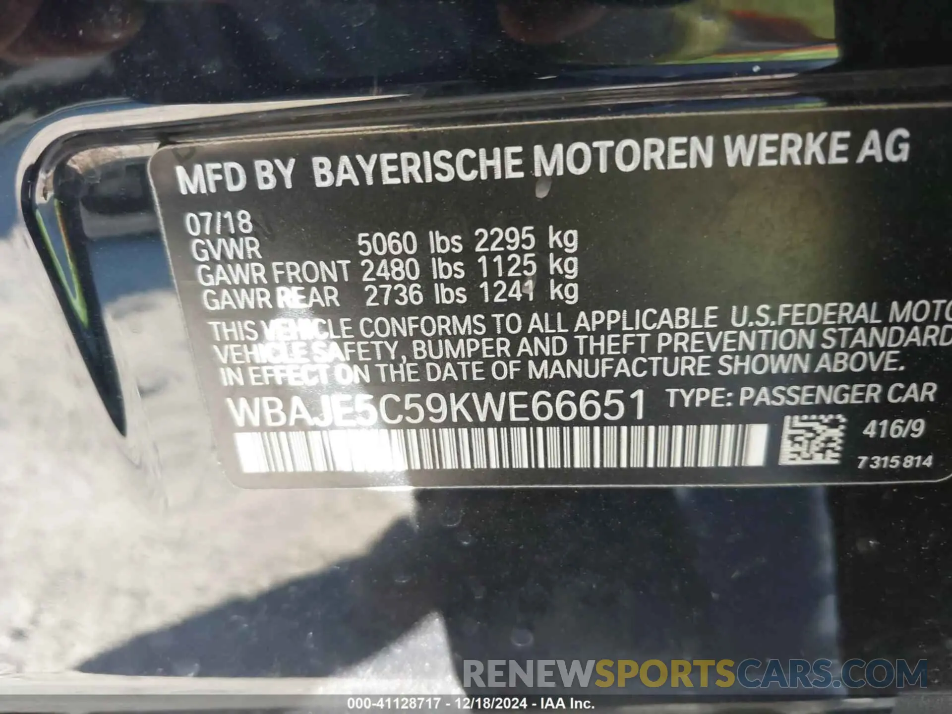 9 fotografías del automóvil dañado WBAJE5C59KWE66651 BMW 540I 2019