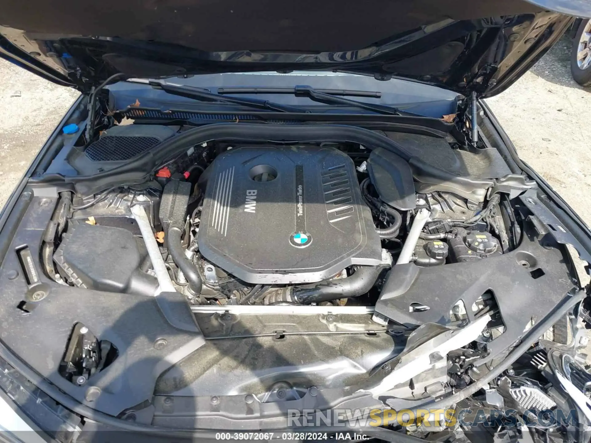10 fotografías del automóvil dañado WBAJE5C5XKWW14481 BMW 540I 2019