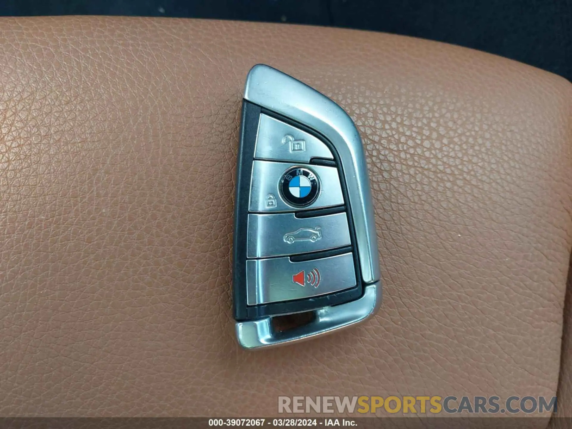 11 fotografías del automóvil dañado WBAJE5C5XKWW14481 BMW 540I 2019