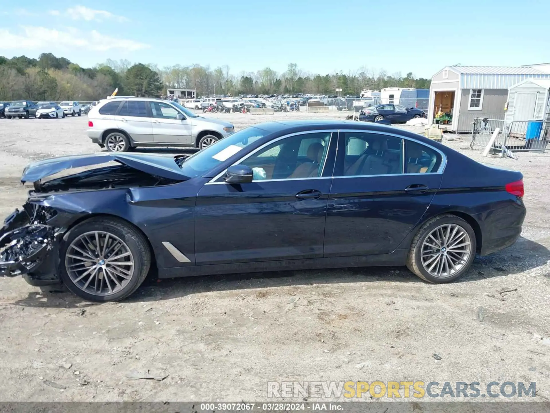 14 fotografías del automóvil dañado WBAJE5C5XKWW14481 BMW 540I 2019