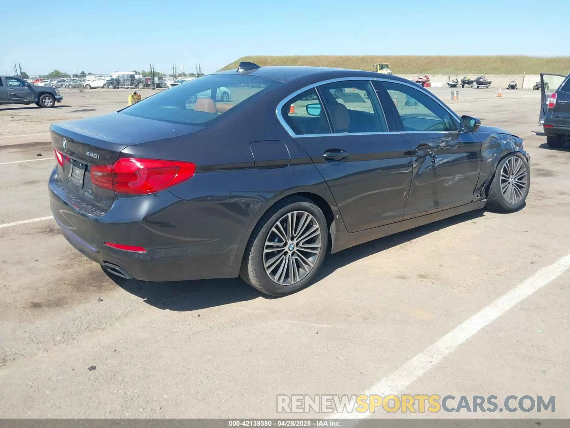 4 fotografías del automóvil dañado WBAJE5C5XKWW20300 BMW 540I 2019