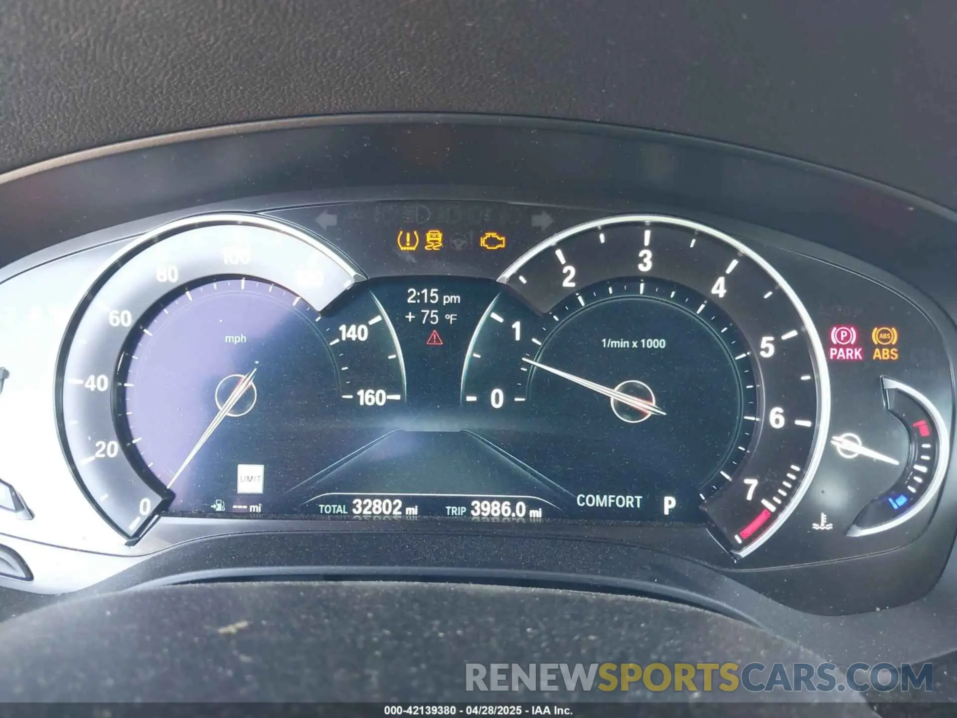 7 fotografías del automóvil dañado WBAJE5C5XKWW20300 BMW 540I 2019