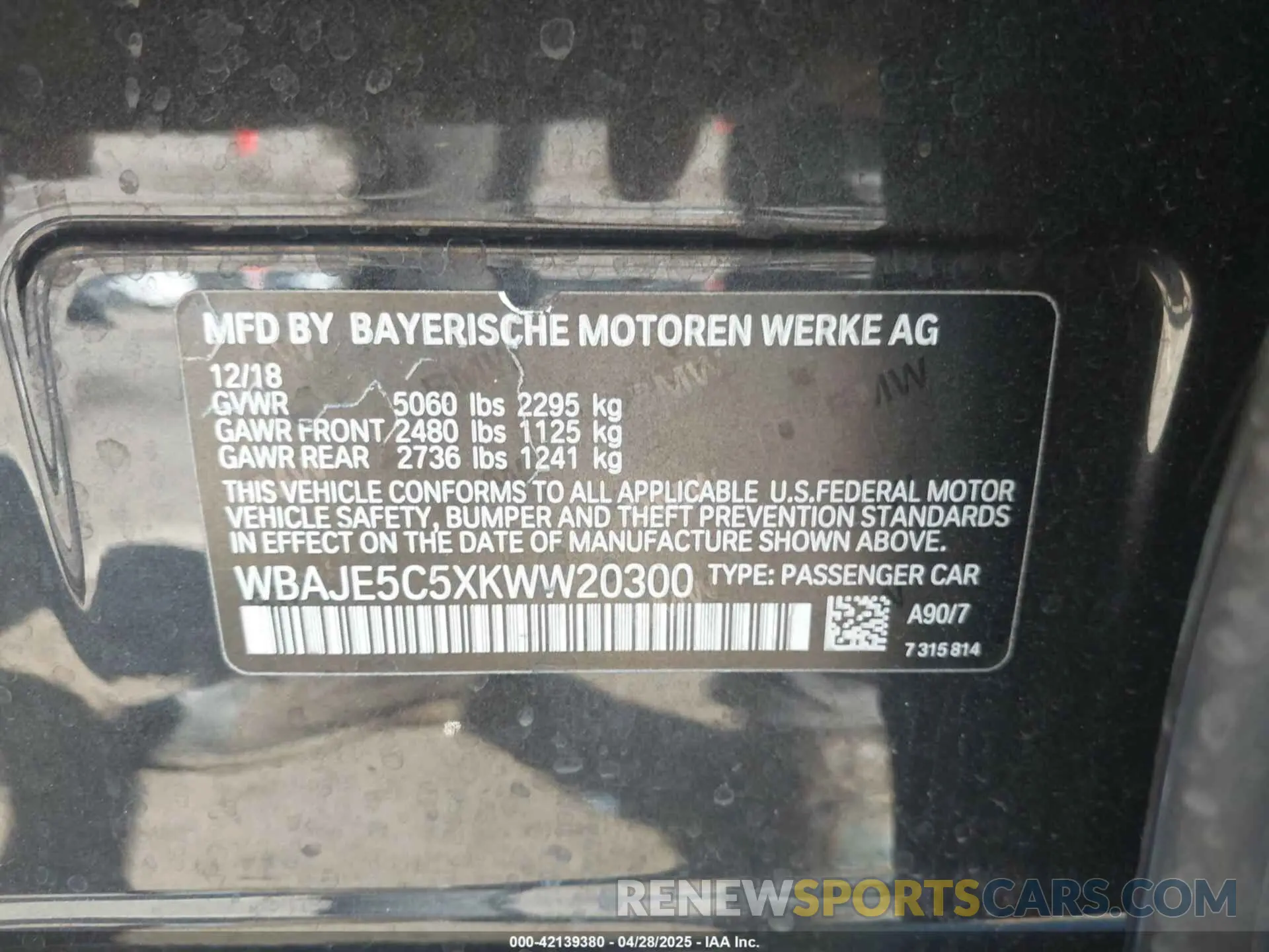 9 fotografías del automóvil dañado WBAJE5C5XKWW20300 BMW 540I 2019
