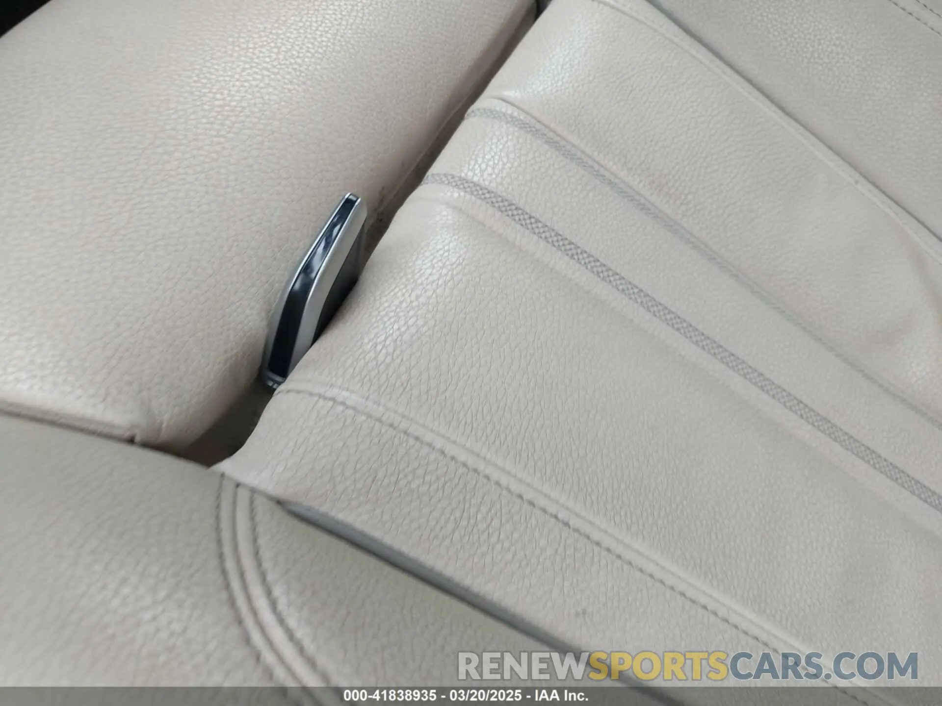 11 fotografías del automóvil dañado WBAJE7C51KWW10587 BMW 540I 2019