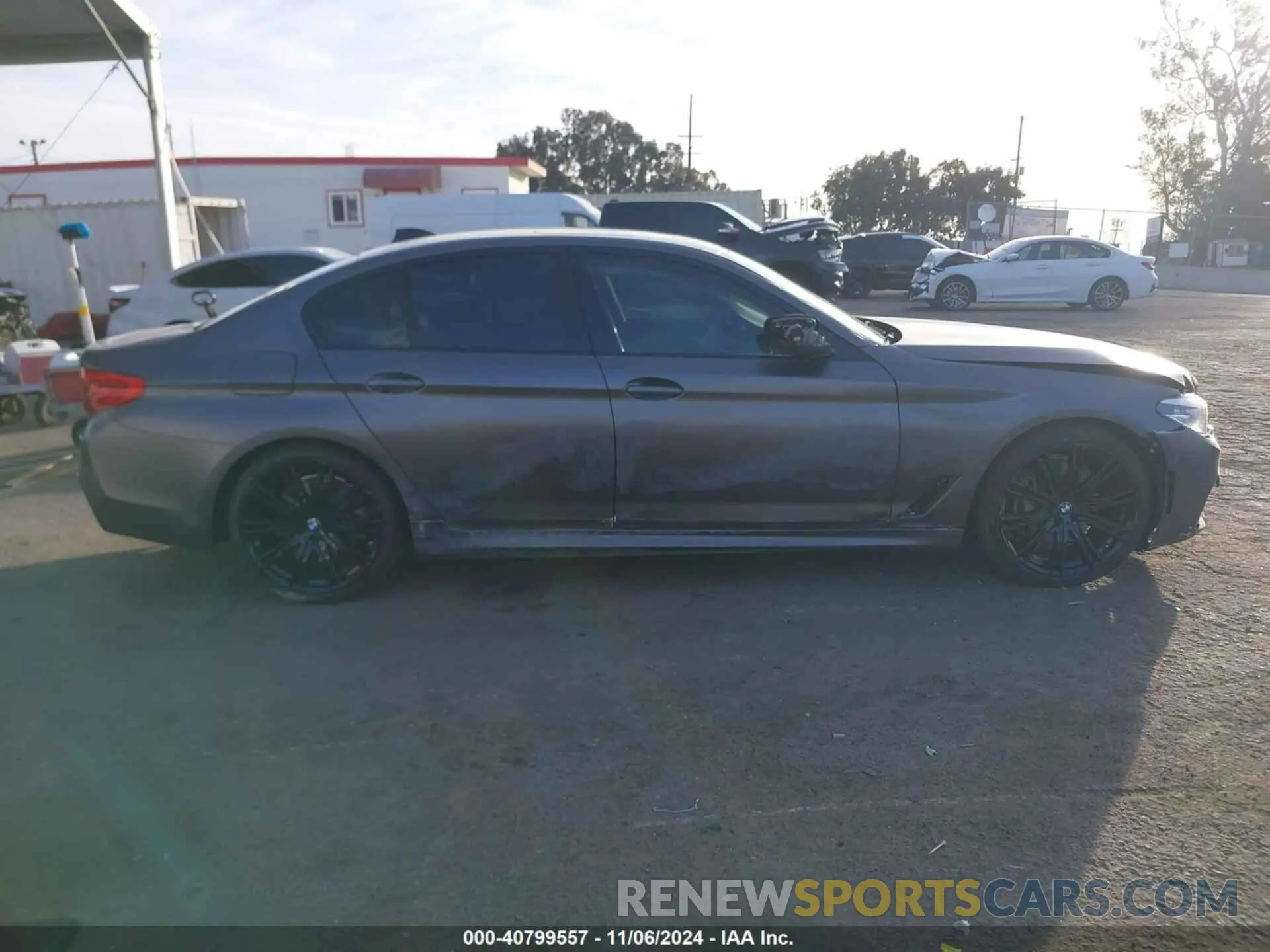 13 fotografías del automóvil dañado WBAJS1C06LCD26520 BMW 540I 2020